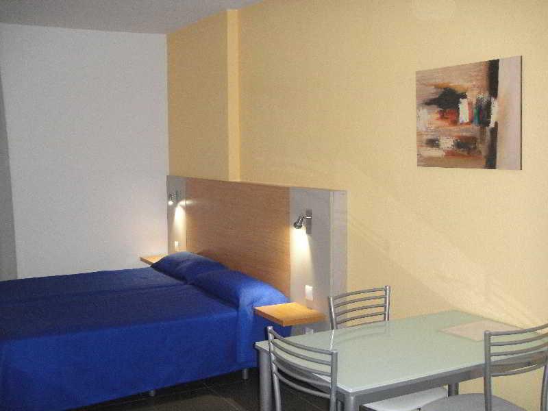 Mhc Arenales 2* Las Palmas de Gran Canaria