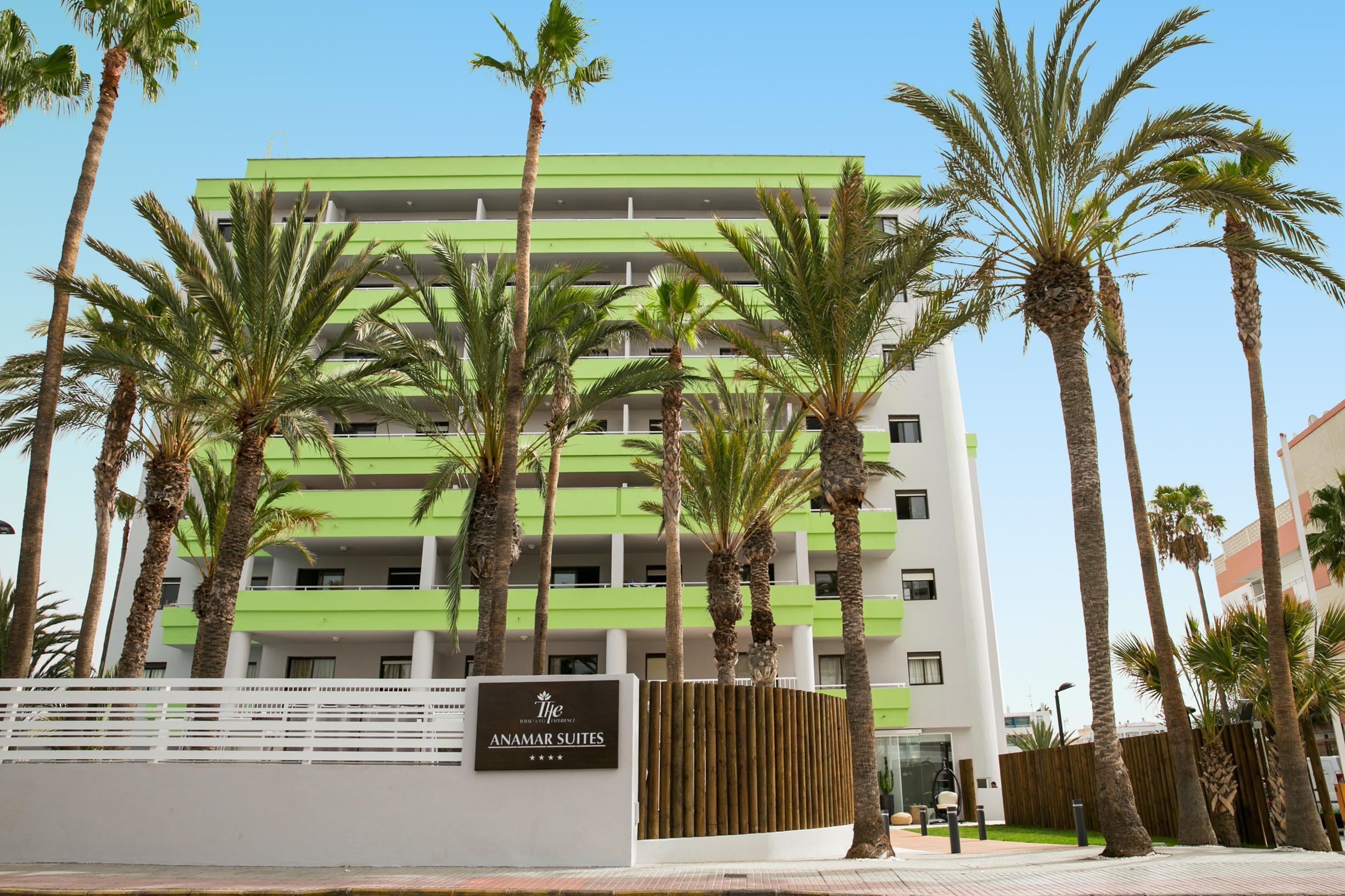 Livvo Anamar Hotel 4*