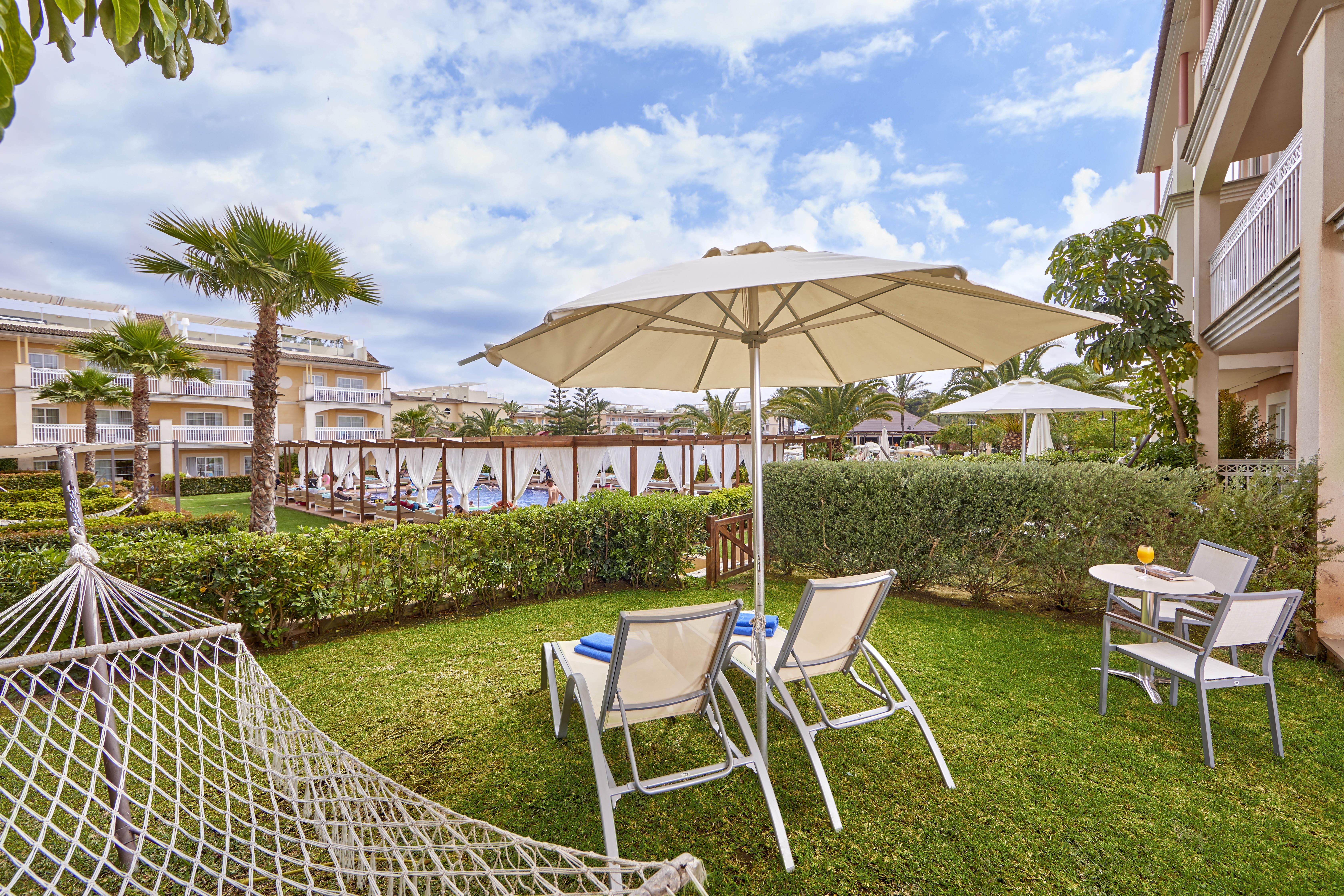 Aparthotel Zafiro Picafort 4*