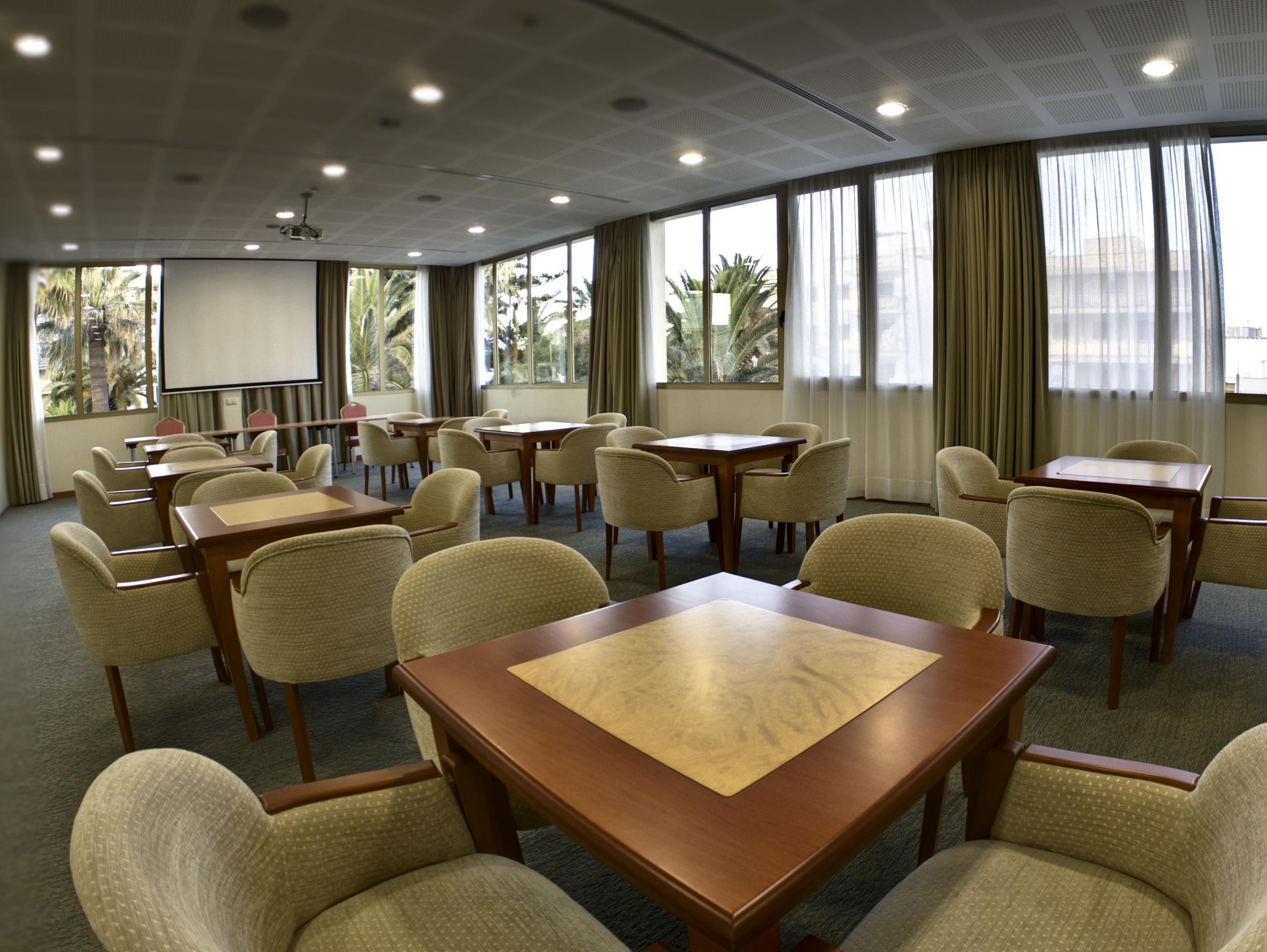 Cm Castell De Mar Hotel