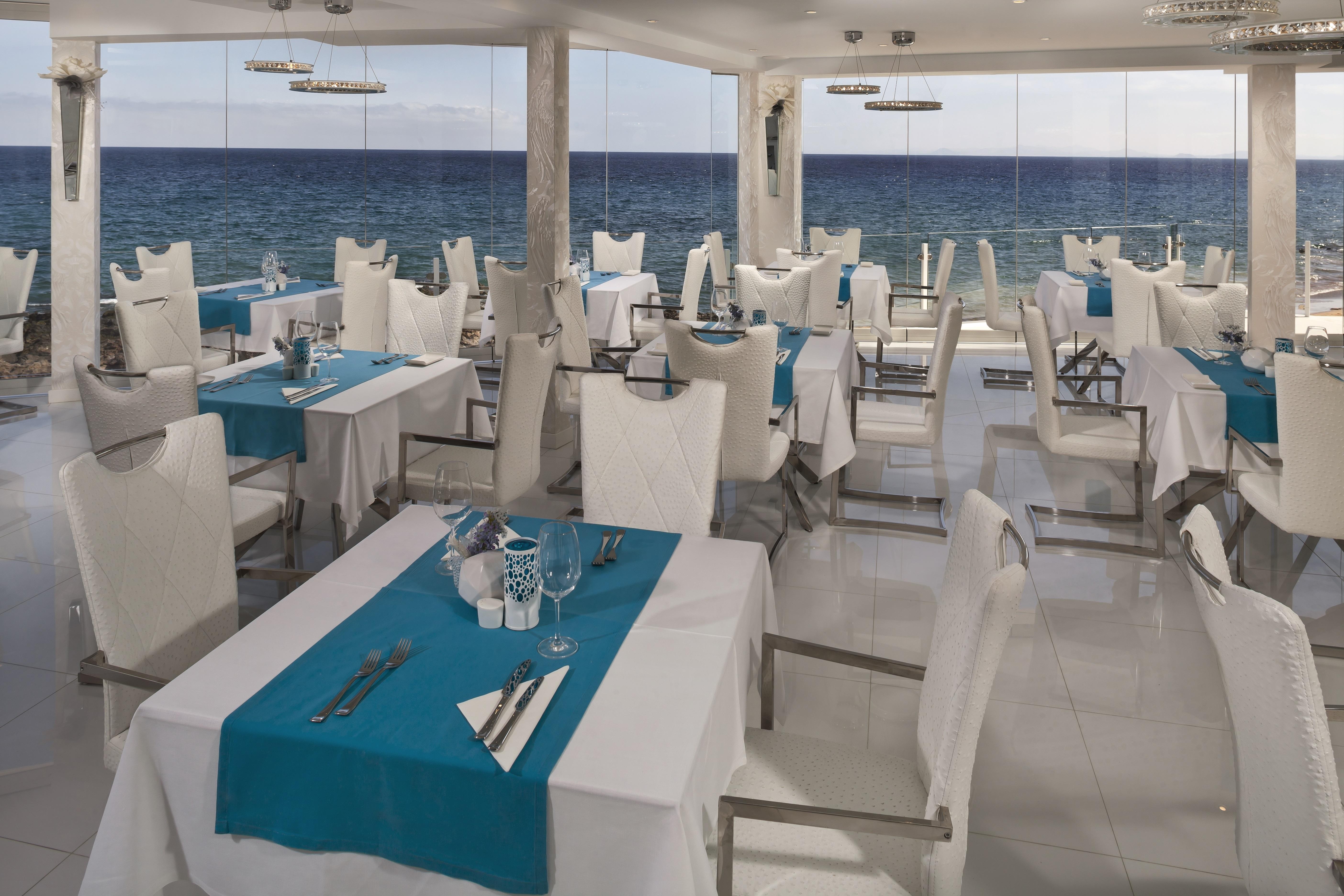 Lani's De Luxe - Adults Only 5*