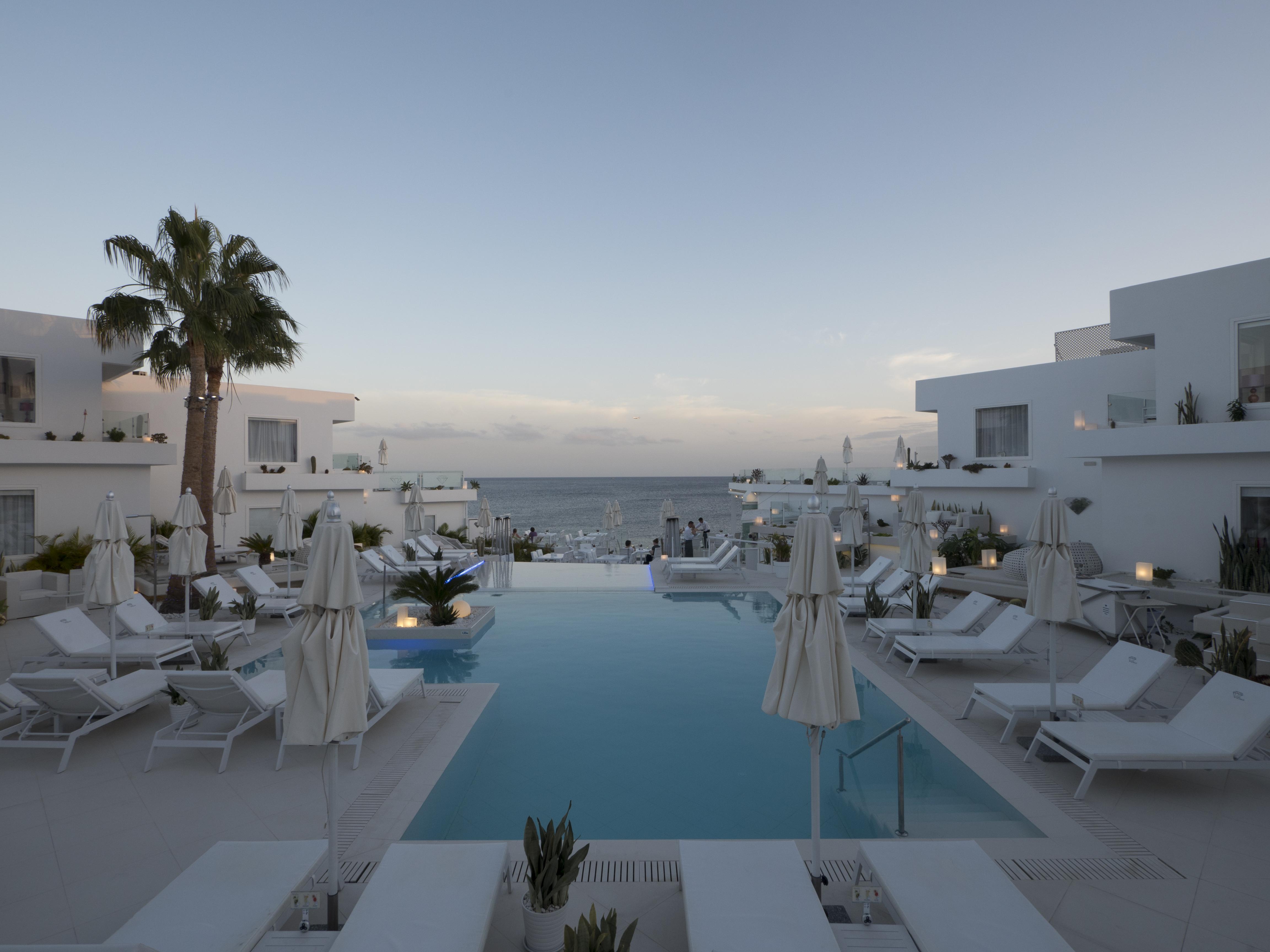 Hotel Lani's De Luxe - Adults Only 5*