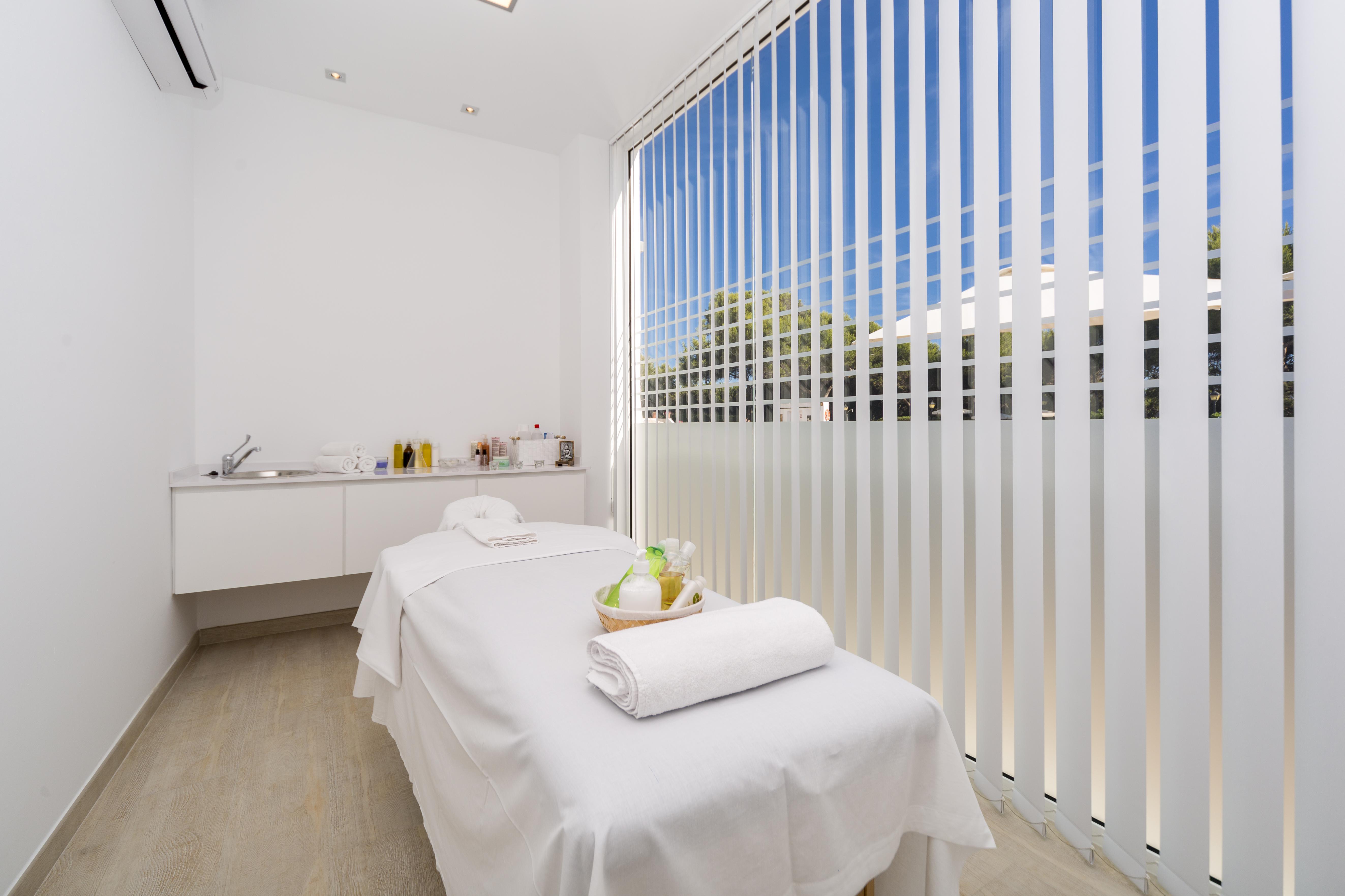 Hotel Globales Lord Nelson (adults Only) 4*
