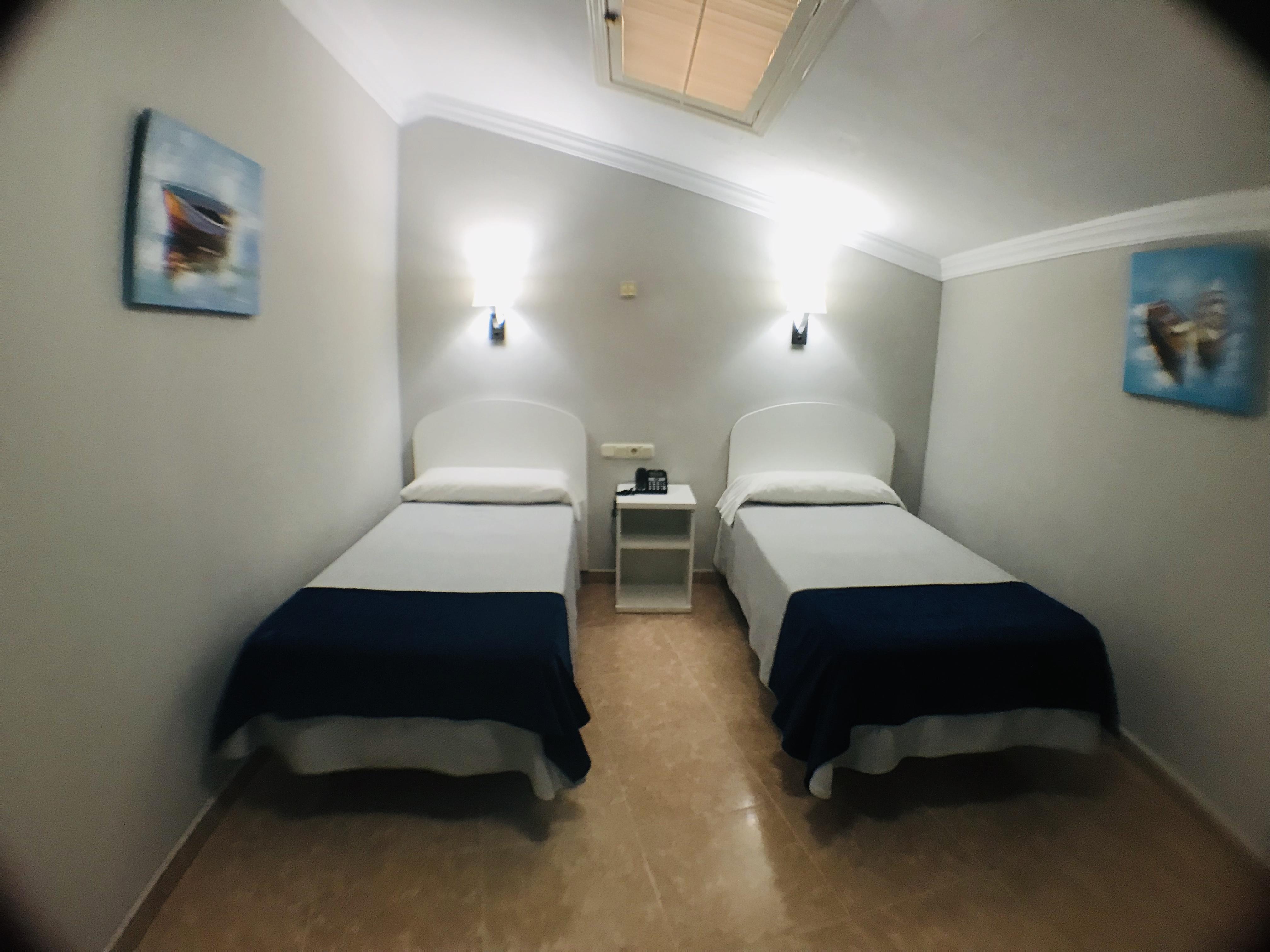 Jazmines Hotel