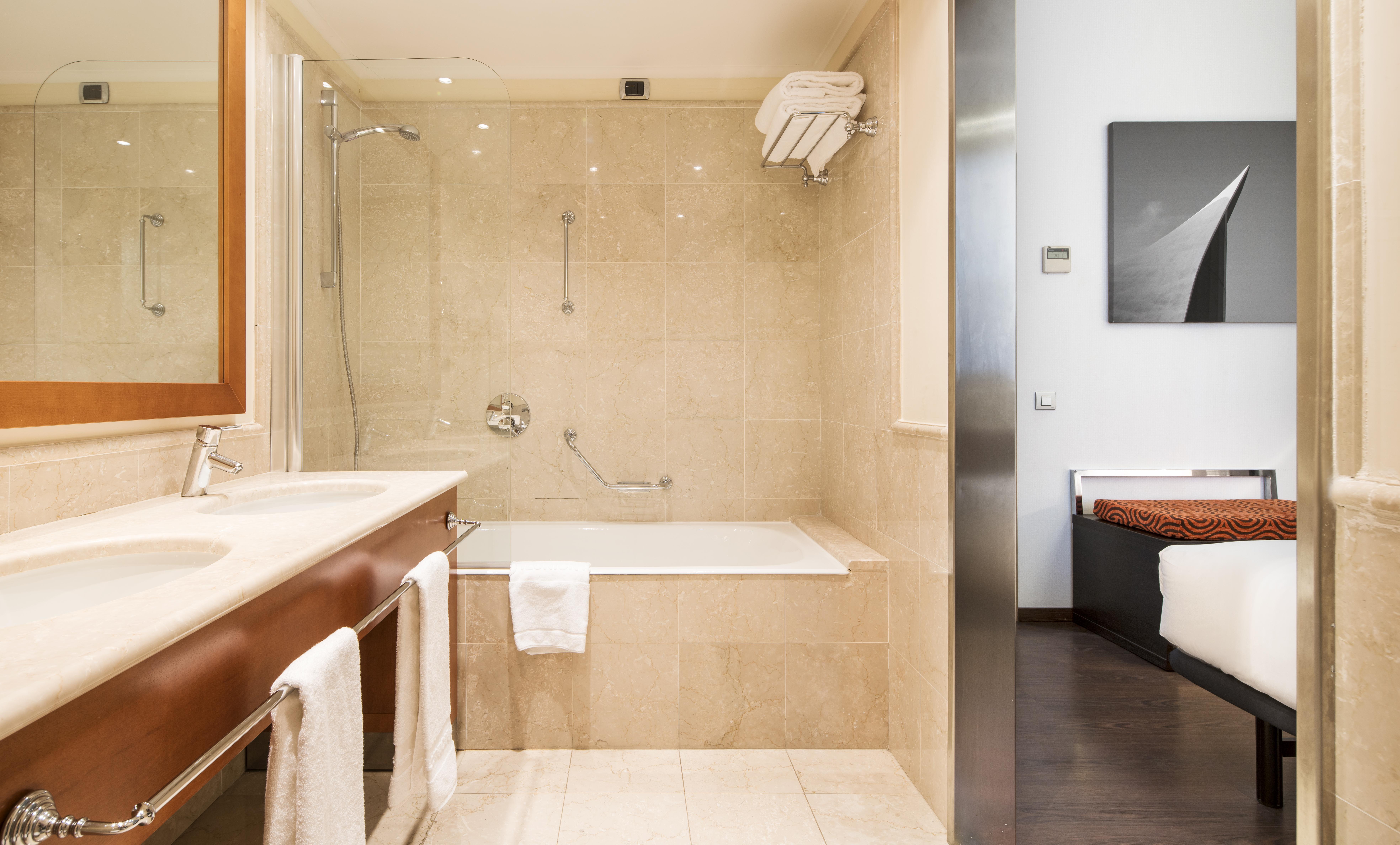 Ilunion Aqua 4 Hotel 4*