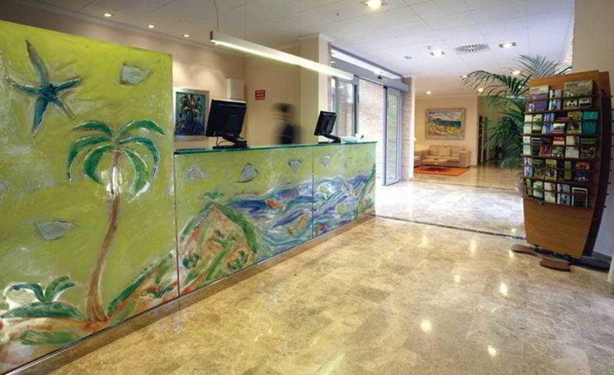 Hotel Dwo 4*