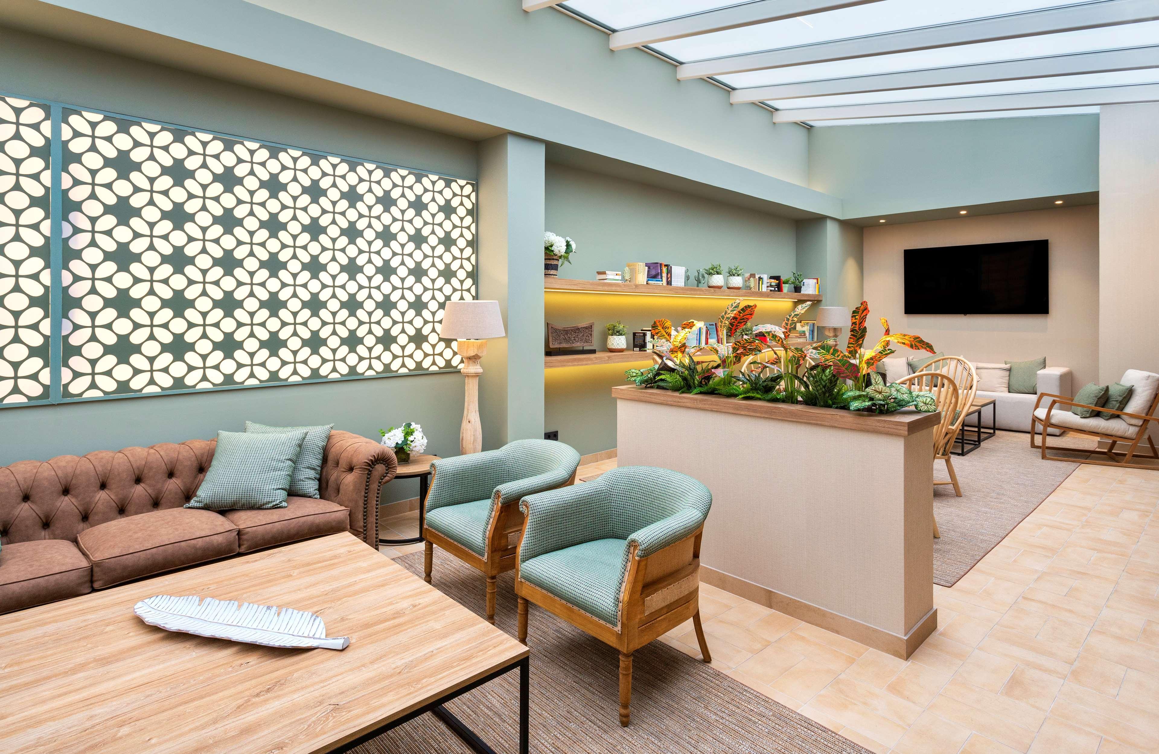 Hotel Catalonia Santa Justa 4*
