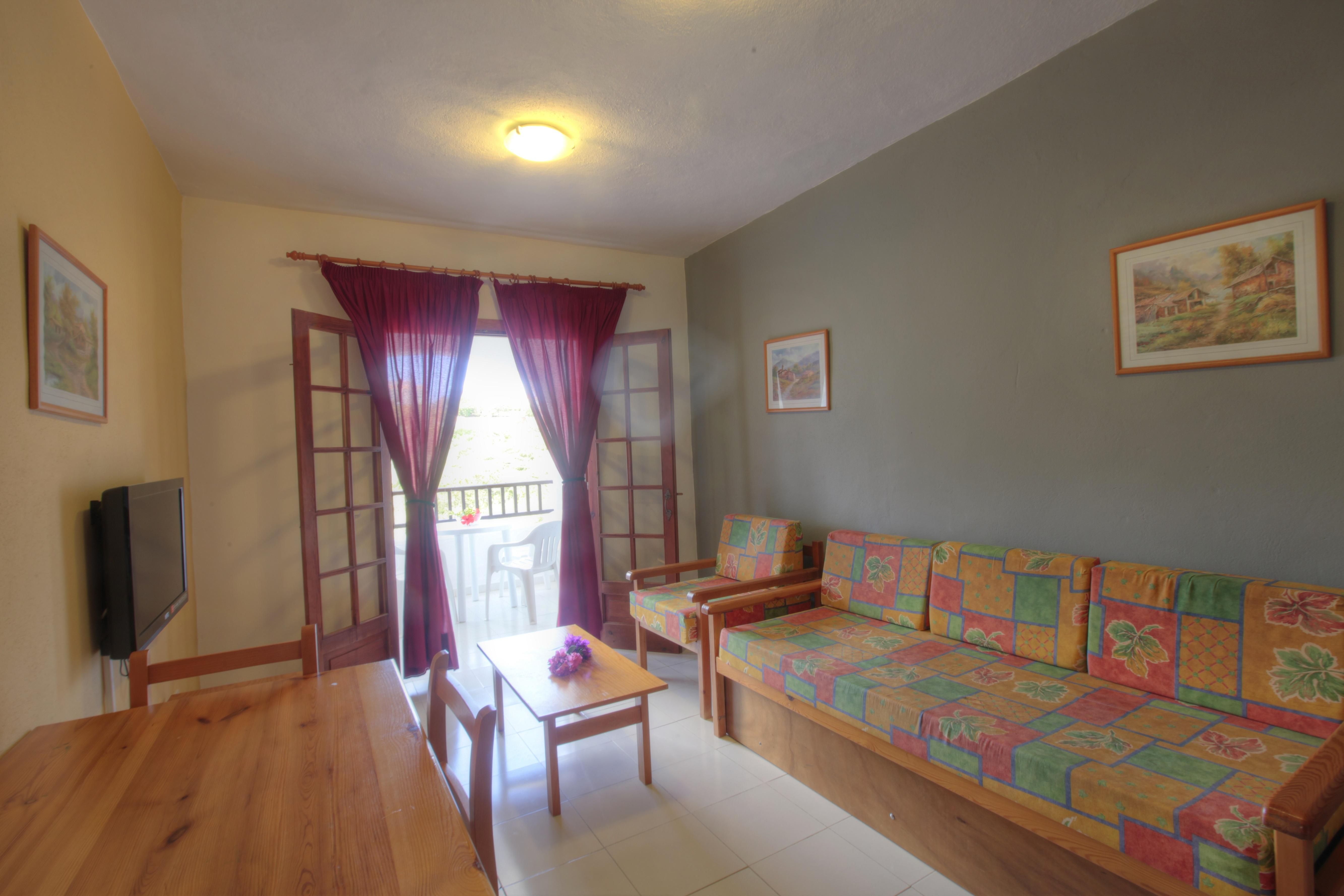 Fergus Club Carema Splash Apartahotel Playas De Fornells