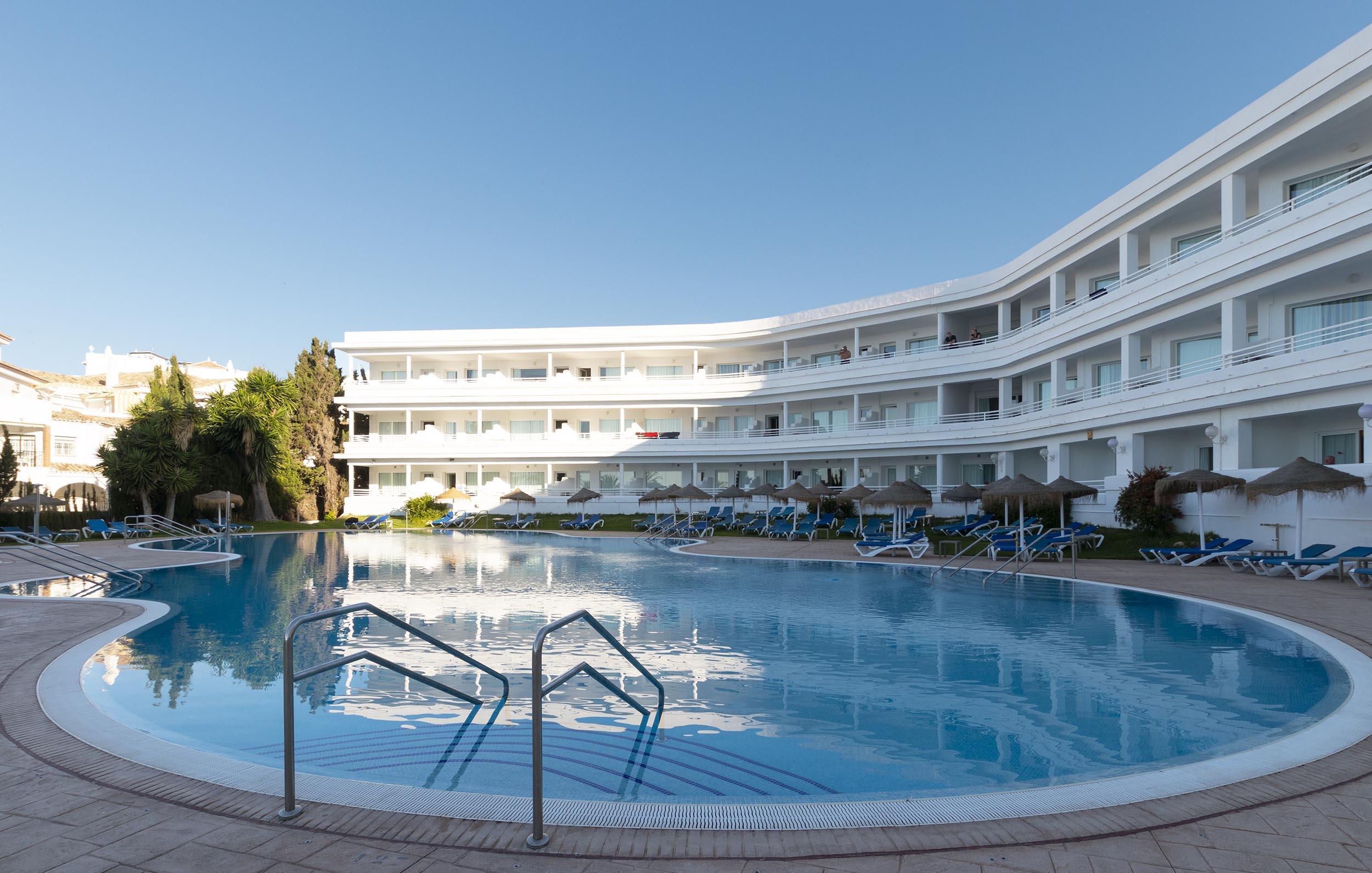 Hotel Palia La Roca 3*