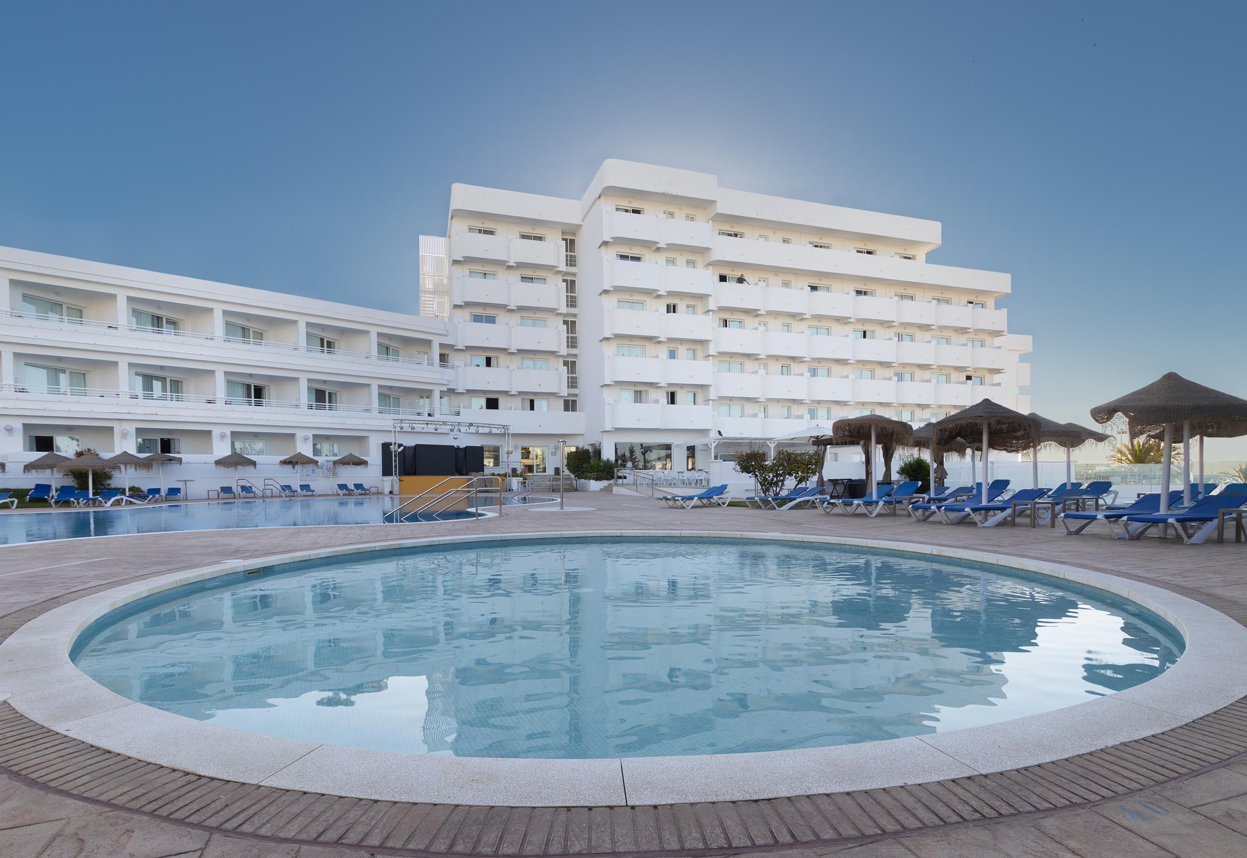 Hotel Palia La Roca 3*