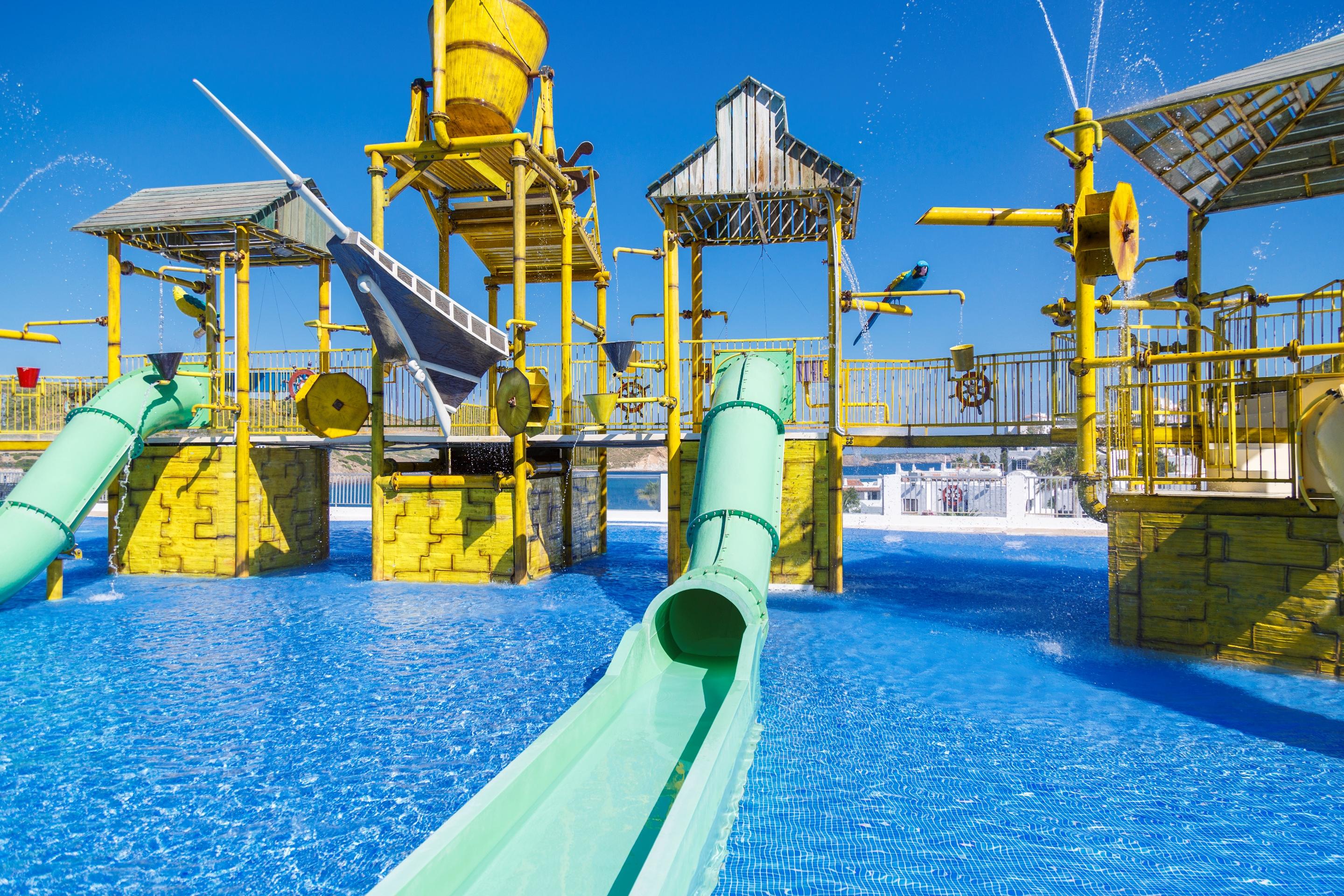 Fergus Club Carema Splash Apartahotel