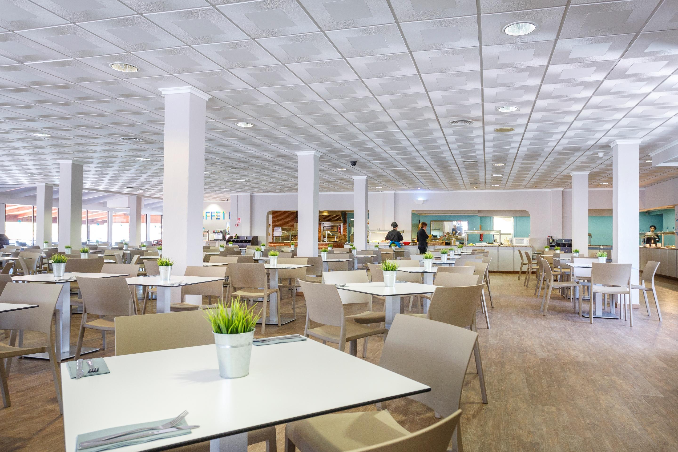 Apartahotel Fergus Club Carema Splash
