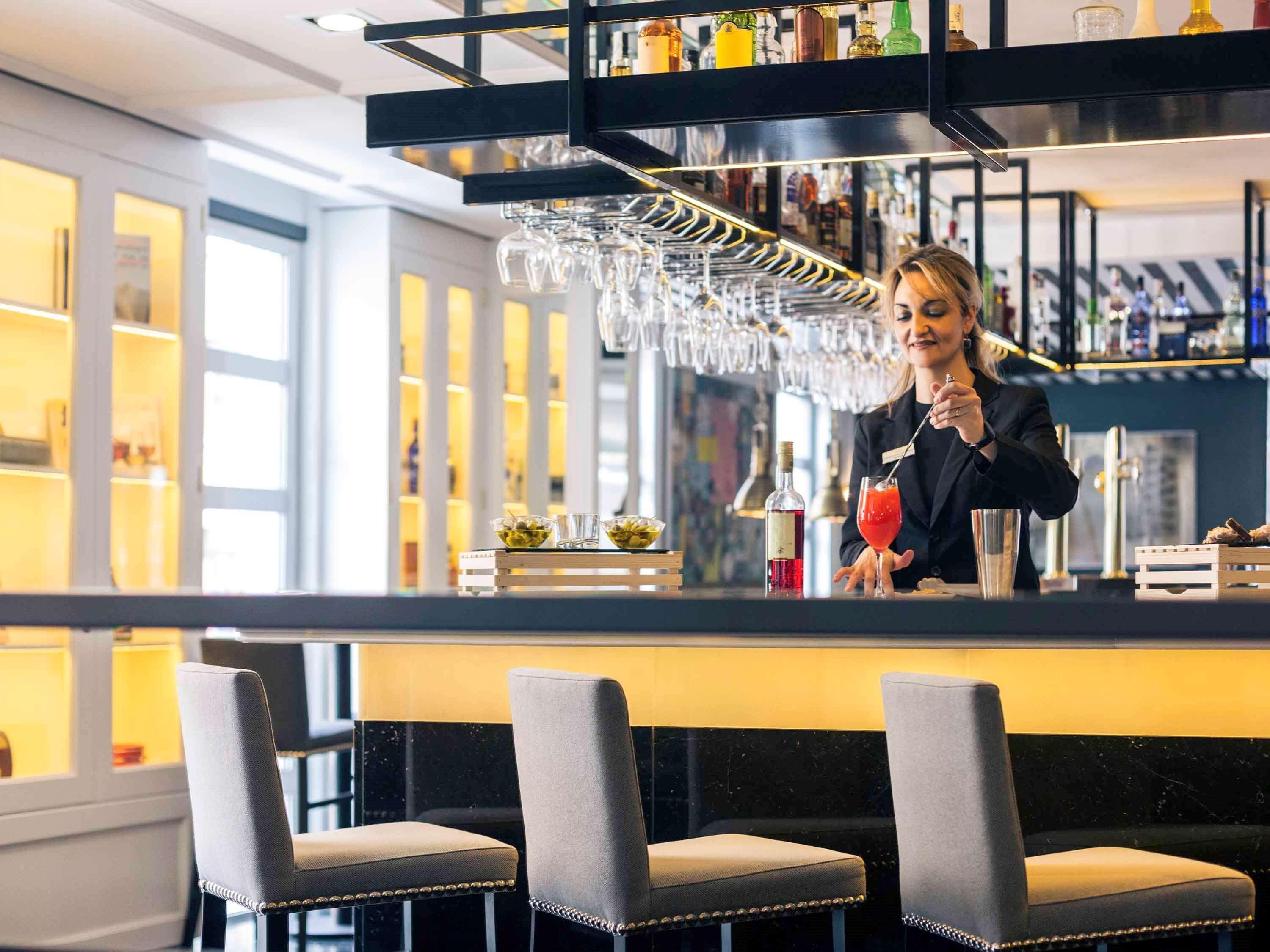 Mercure Jardines De Albia Hotel 4*