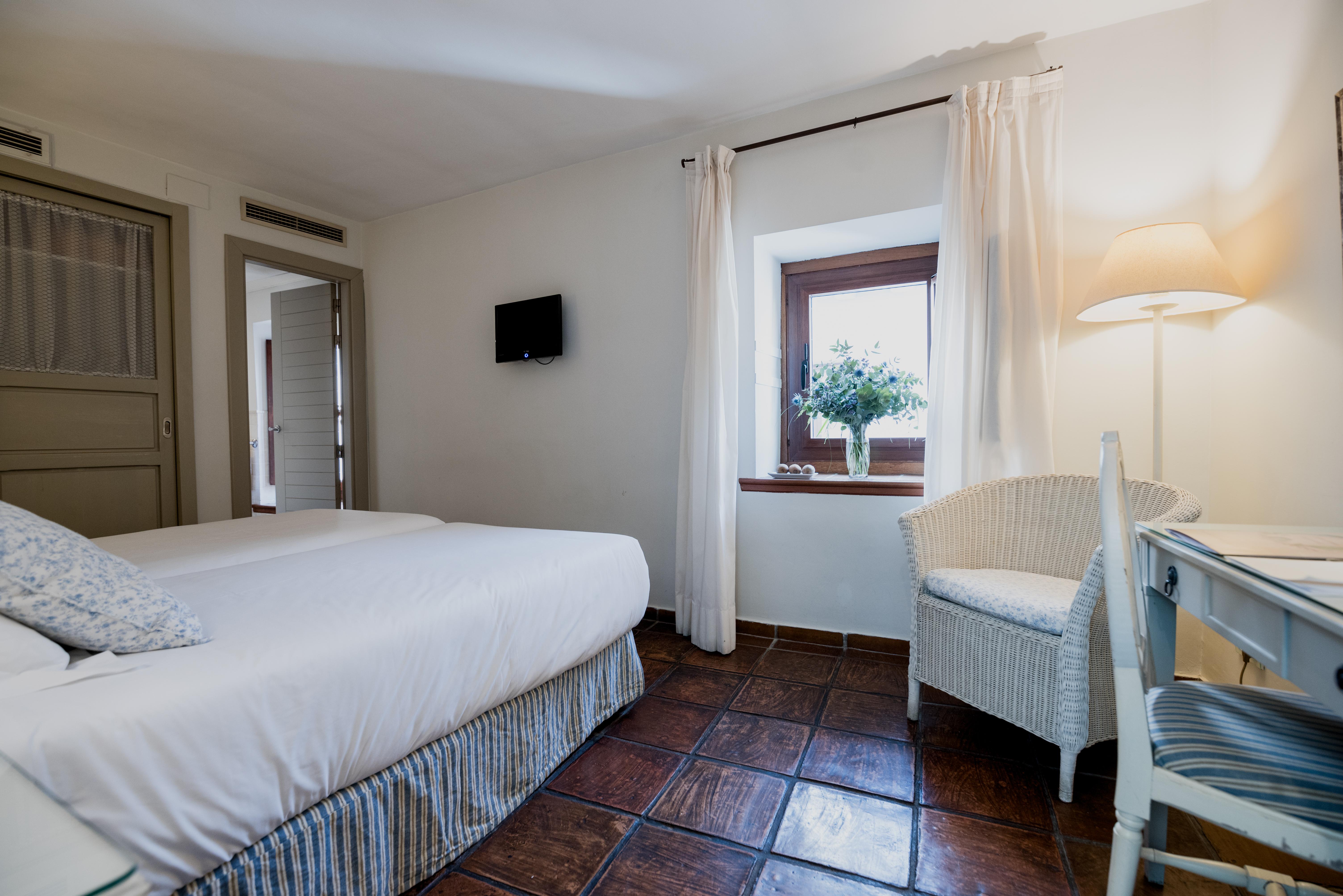 Palacio De Navas 3*