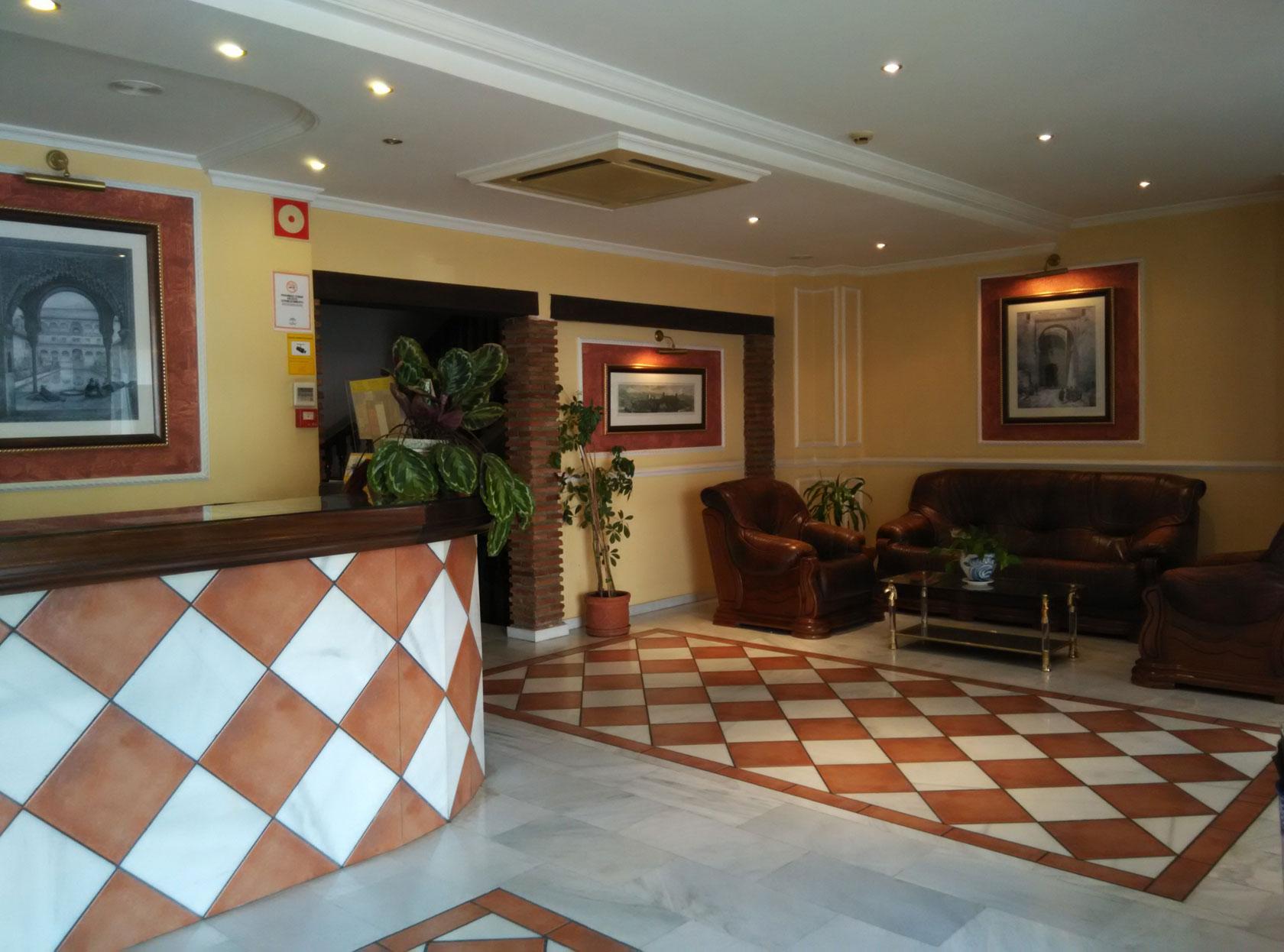 Calderon Hotel 3*