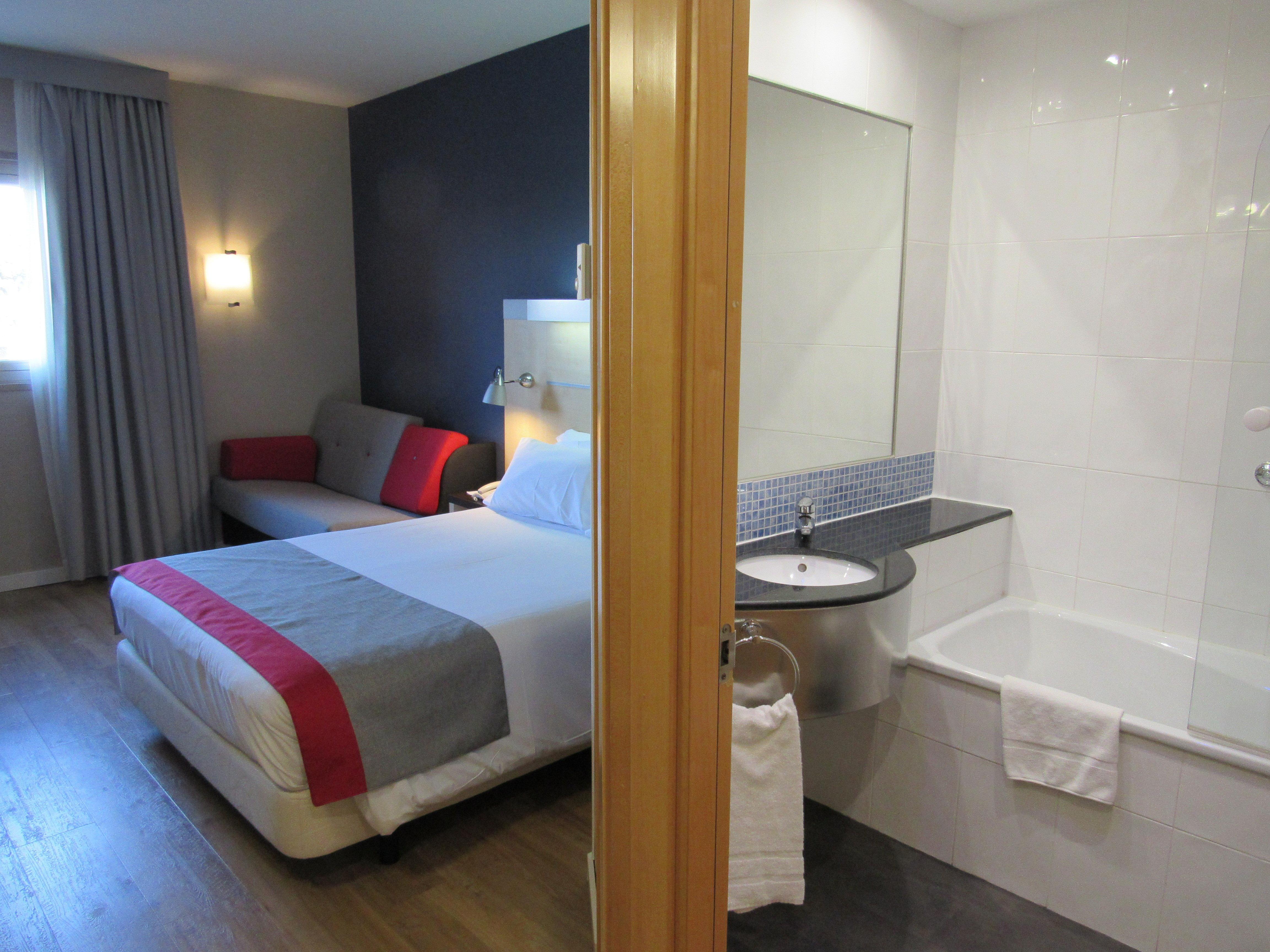 Hotel Express Valencia Bonaire By Ihg Aldaia