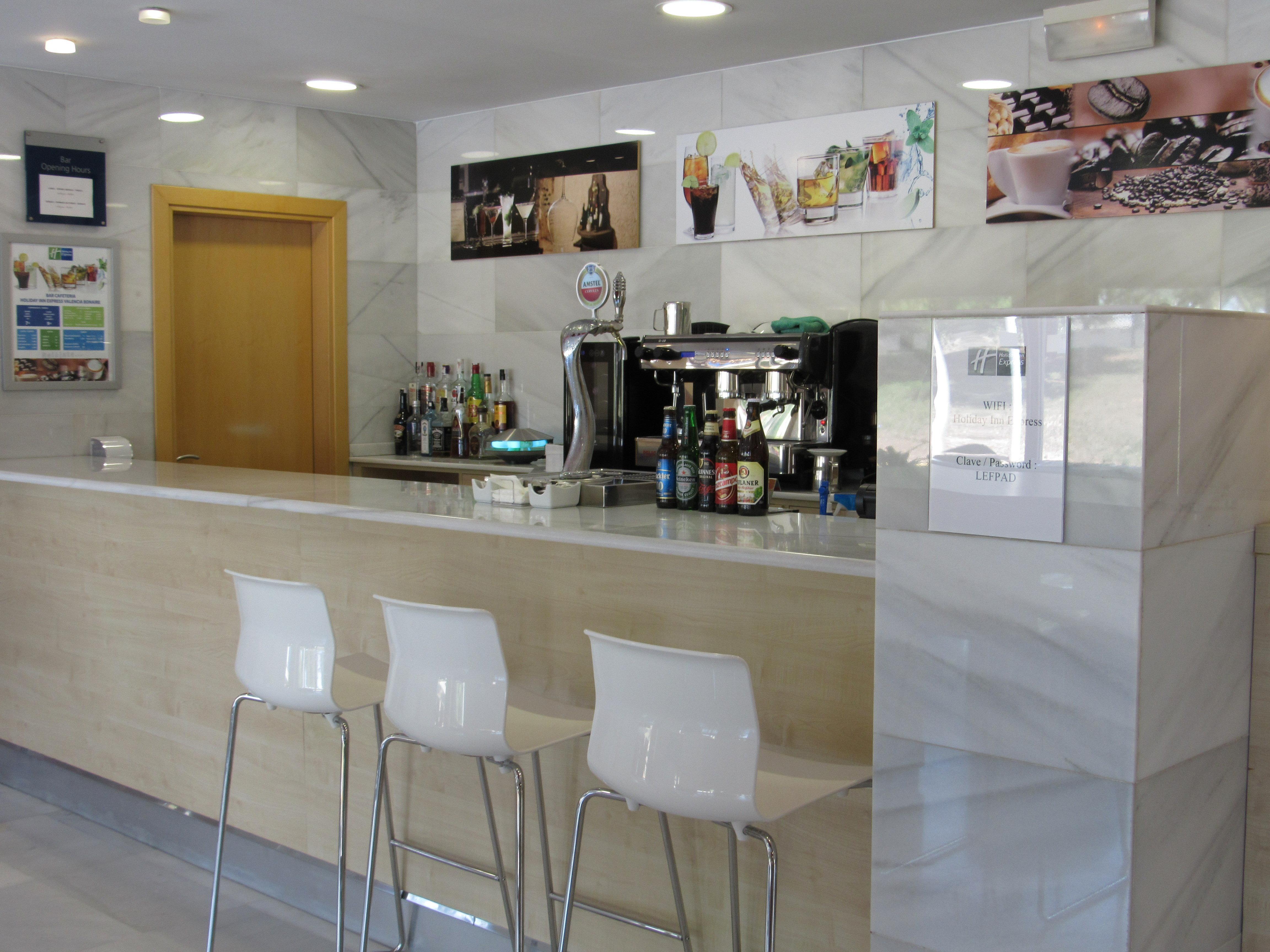 Hotel Express Valencia Bonaire By Ihg