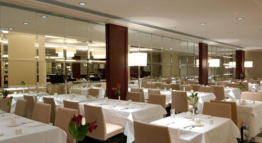 Center Hotel