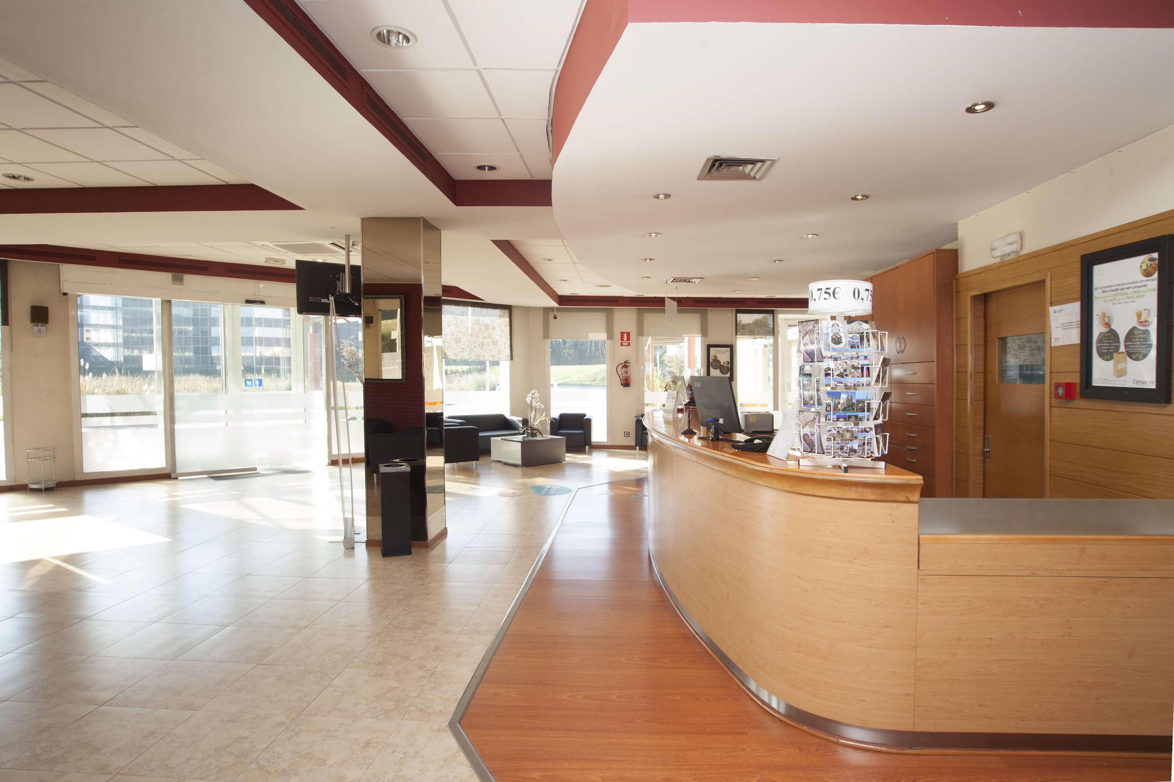 Travelodge Barcelona Del Valles 3*