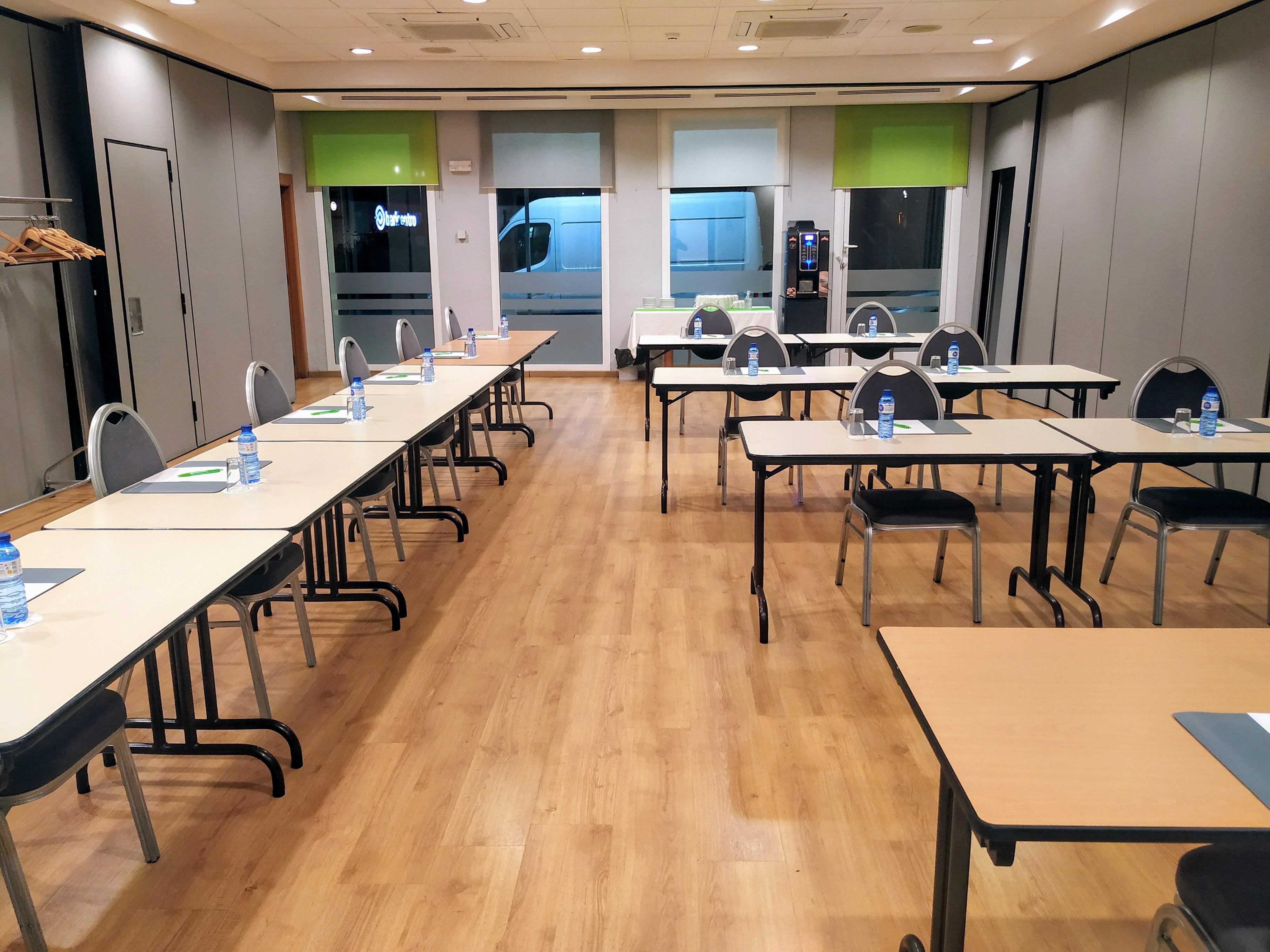 Travelodge Barcelona Del Valles Hotel 3*