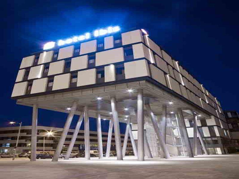 Barcelona 2* Mataro