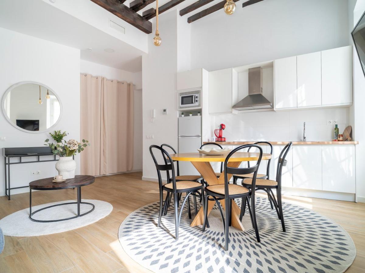 Apartment Sanders Lavender - Delightful Two-bedroom Downtown *