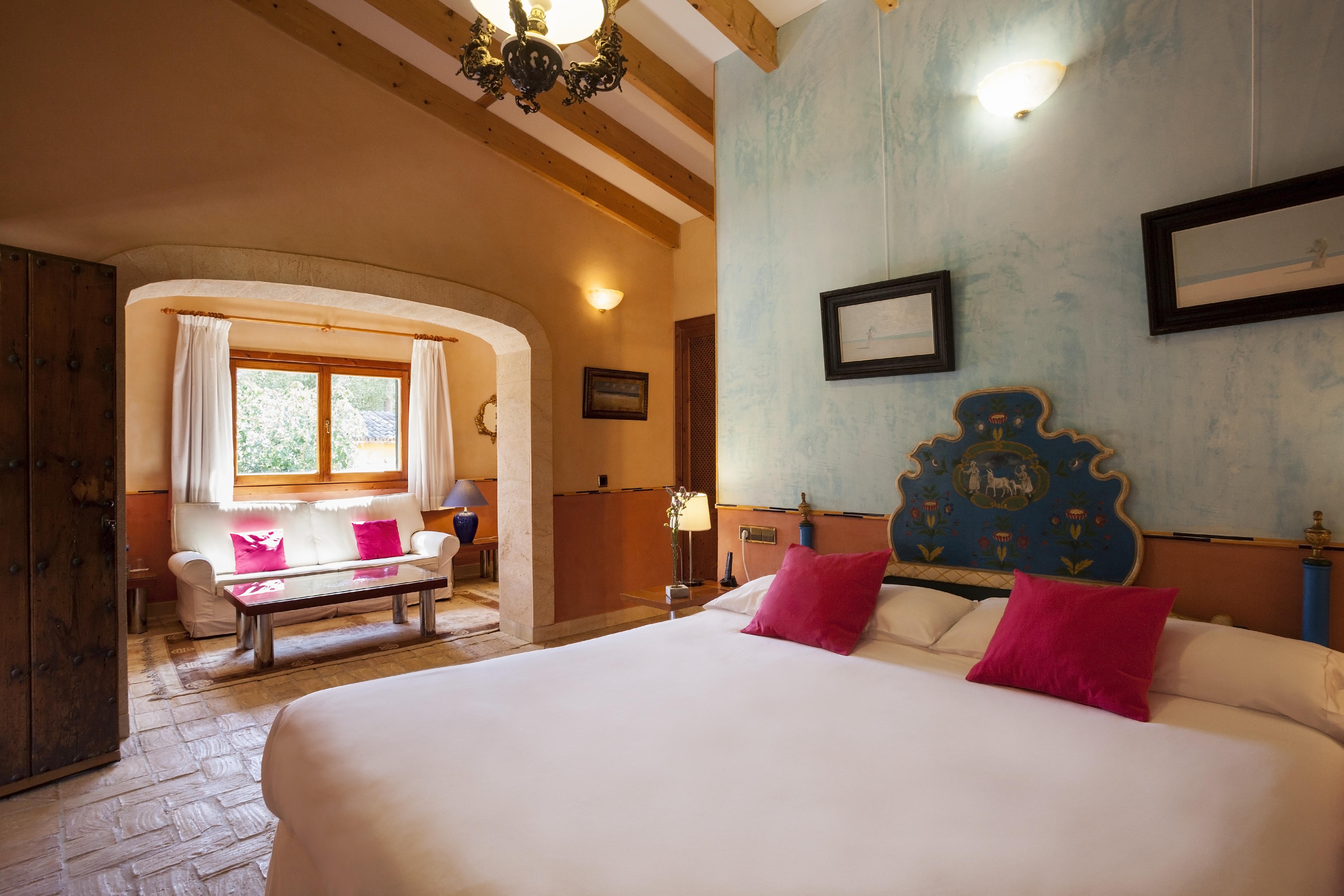 Es Revellar Art - Adults Only Farm stay *