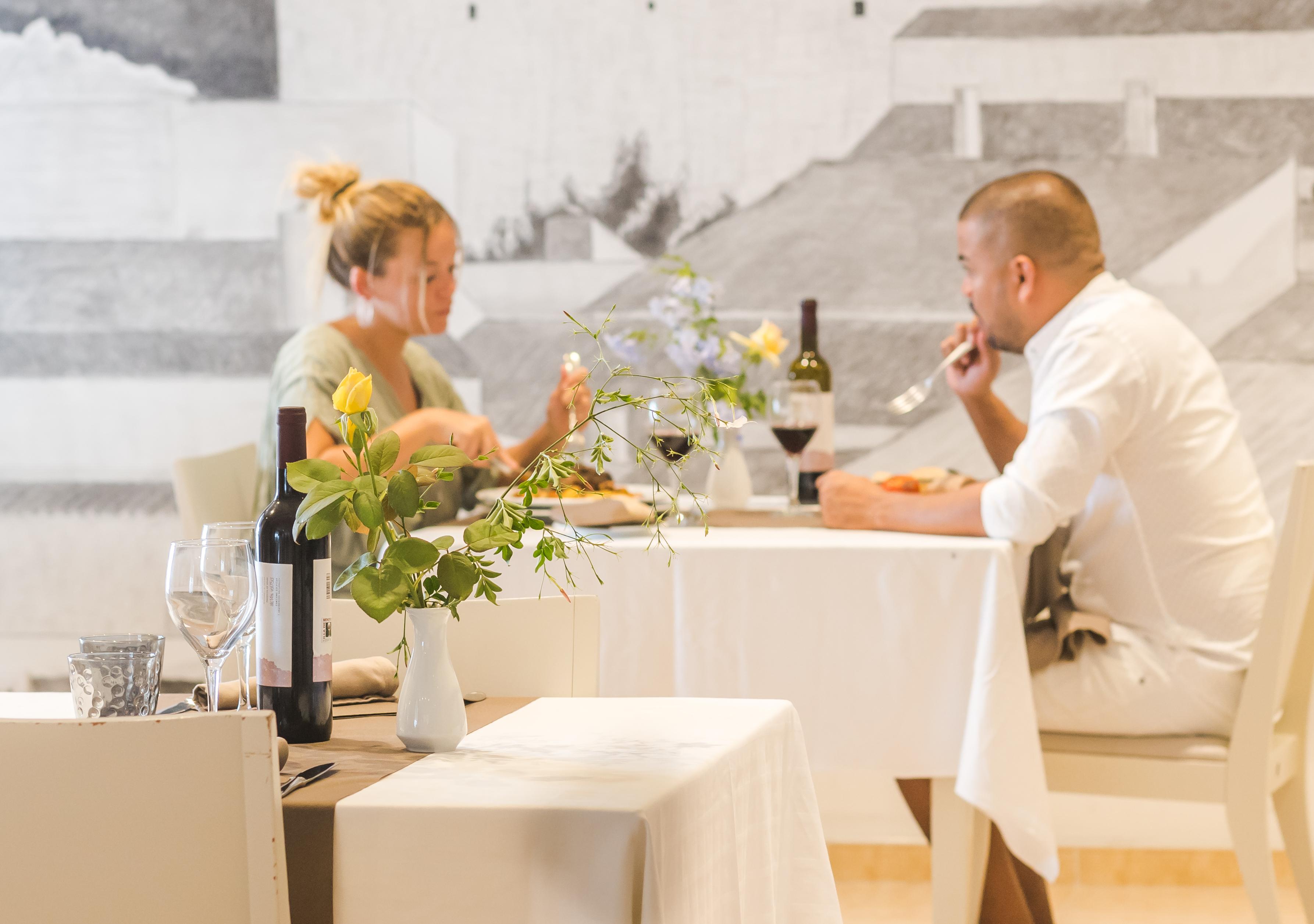 Hotel Jeni & Restaurant Es Mercadal
