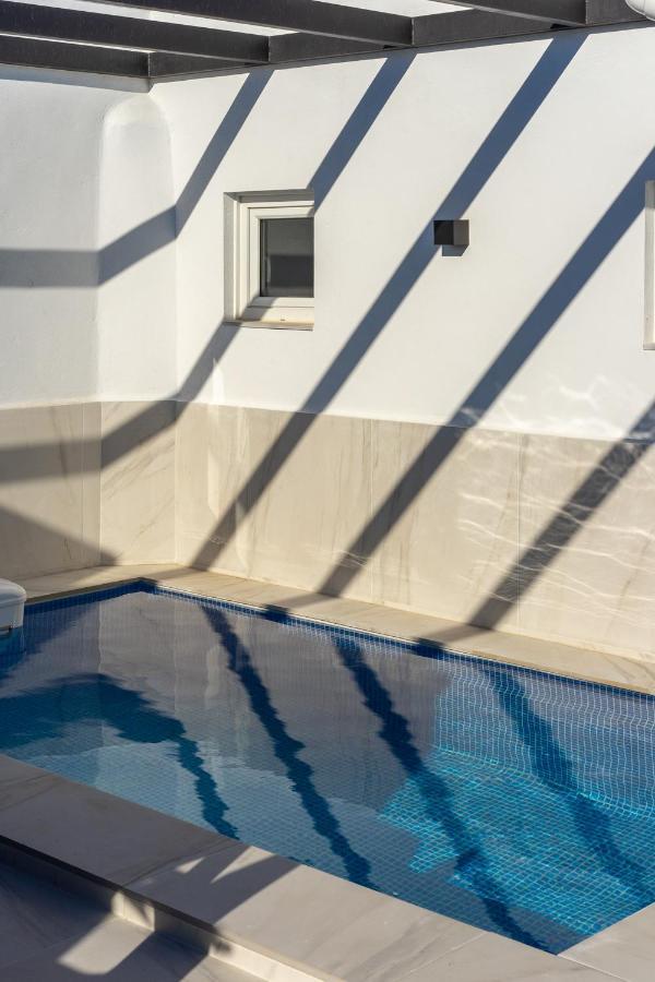 Unique Beachfront Rooftop In By Costarentals - Ref 59 *