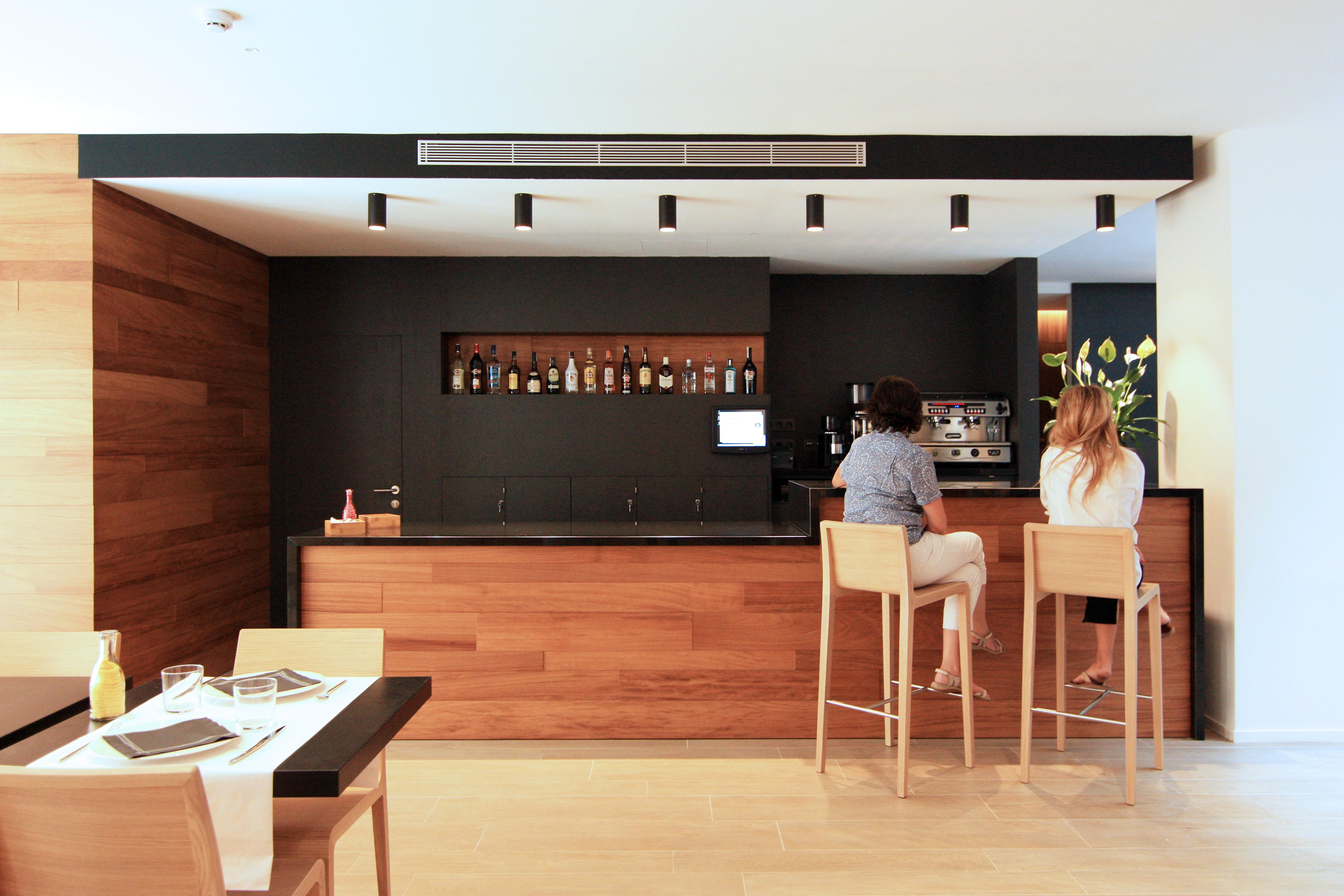 Hotel Raval De La Mar 4*