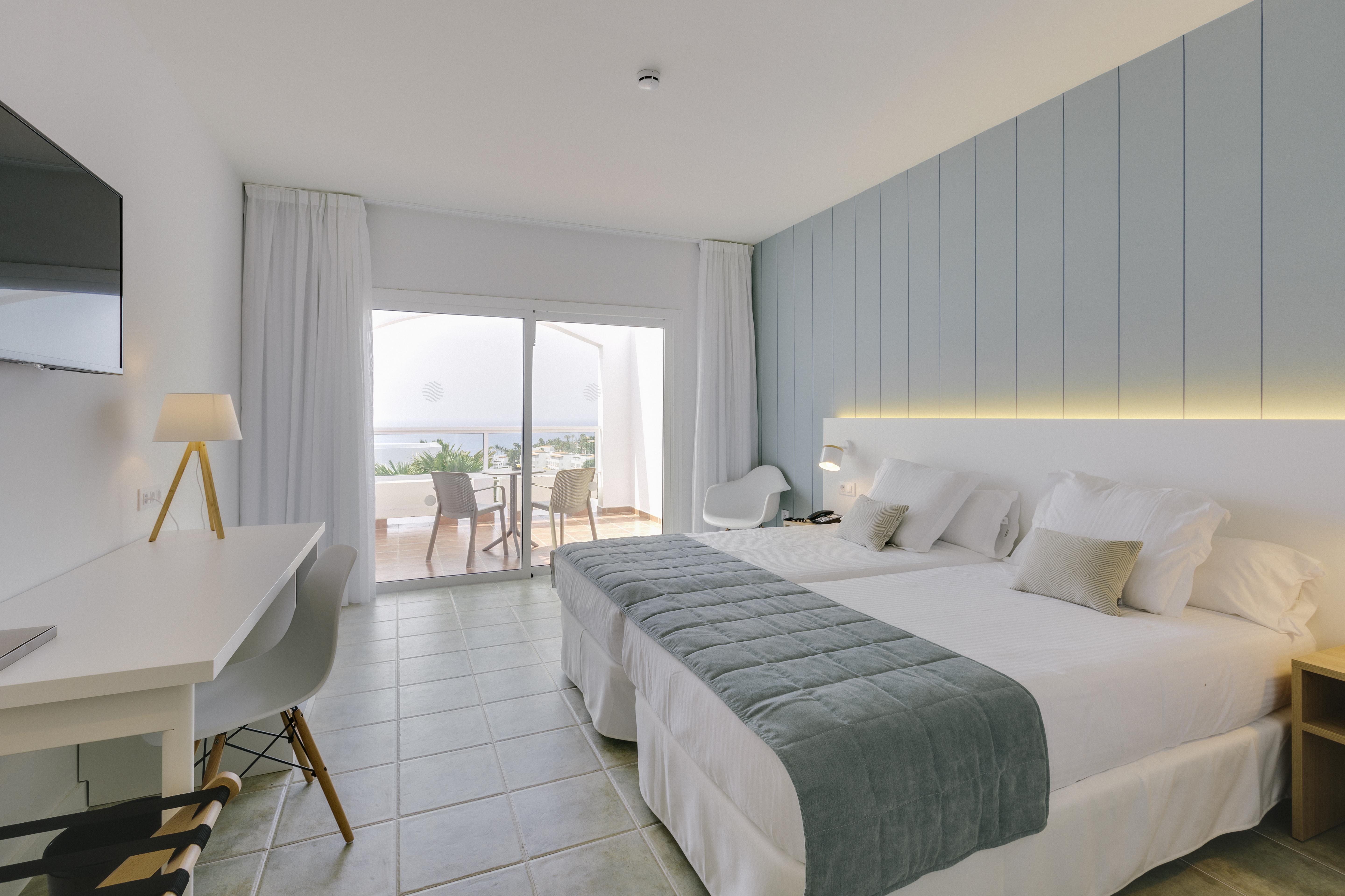 Alua Village Fuerteventura Hotel 4*