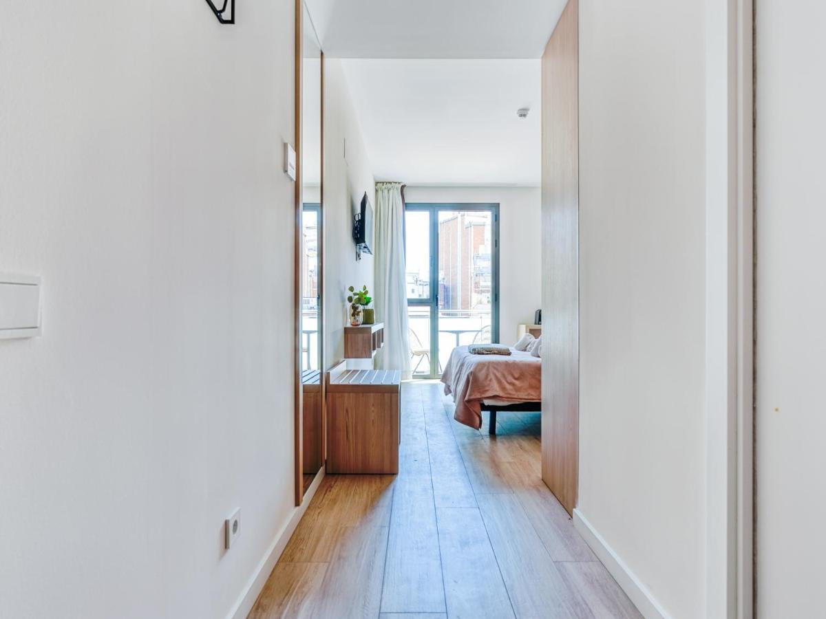 Limehome Carrer De Besalu 82 Hotel Barcelona