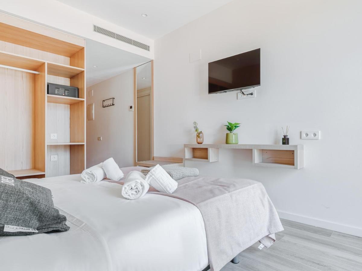 Limehome Carrer De Besalu 82