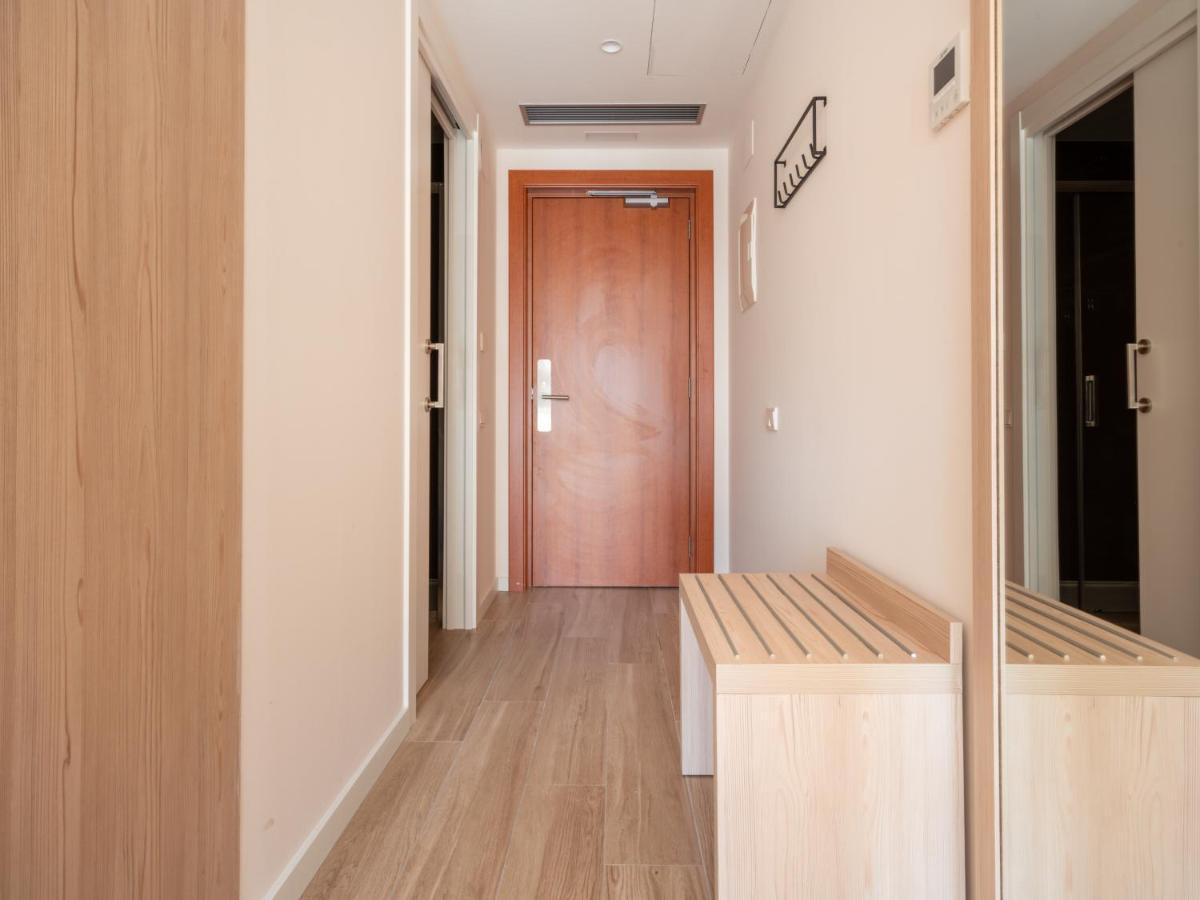 Hotel Limehome Carrer De Besalu 82 *