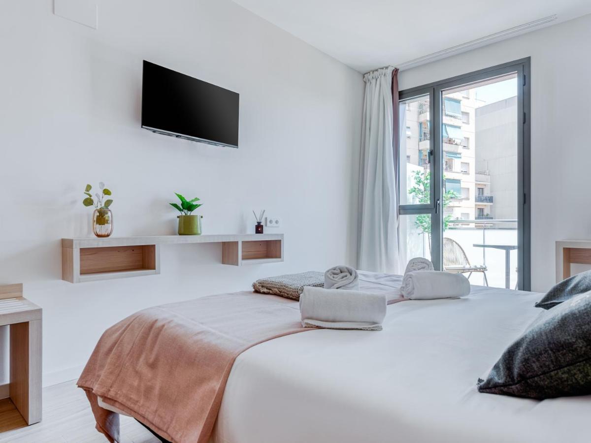 Hotel Limehome Carrer De Besalu 82