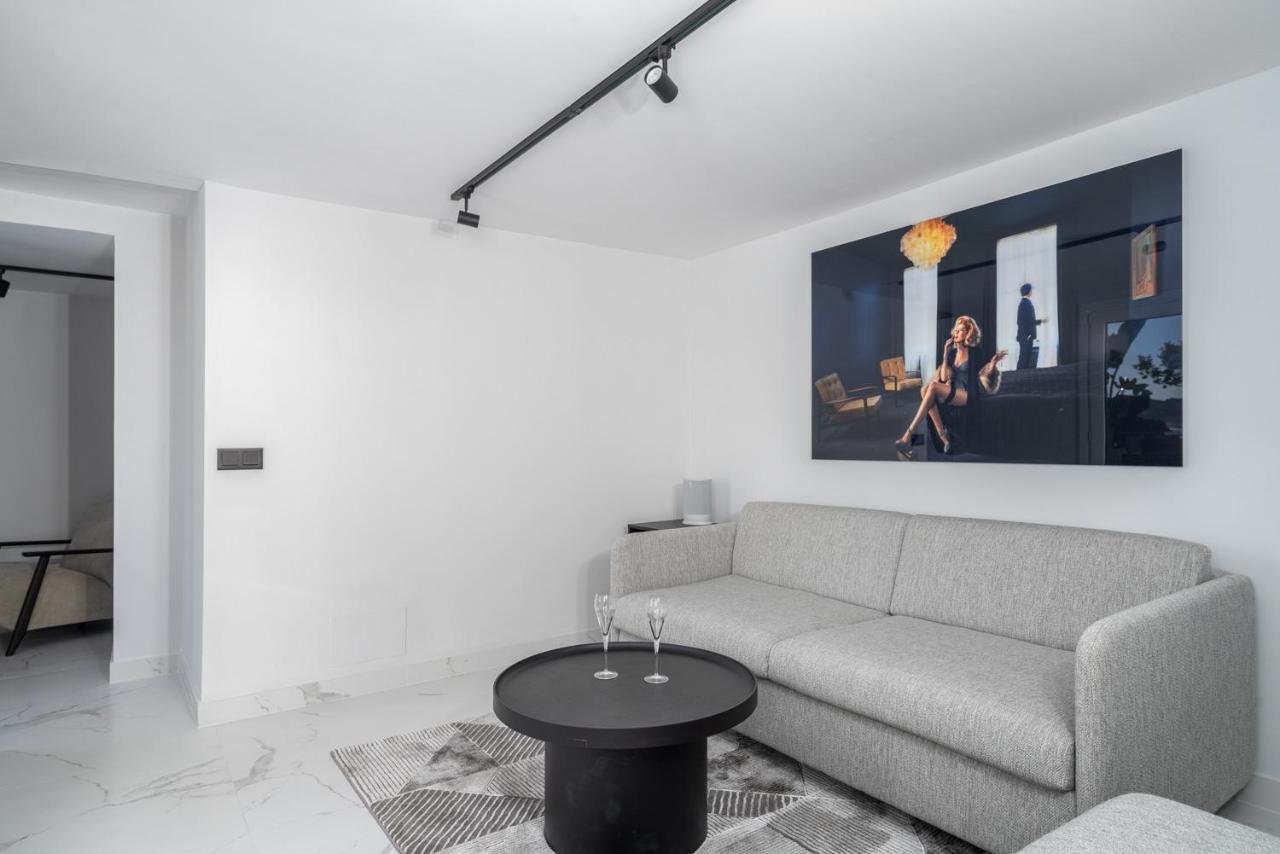 Unique Beachfront Rooftop In By Costarentals - Ref 59 Fuengirola