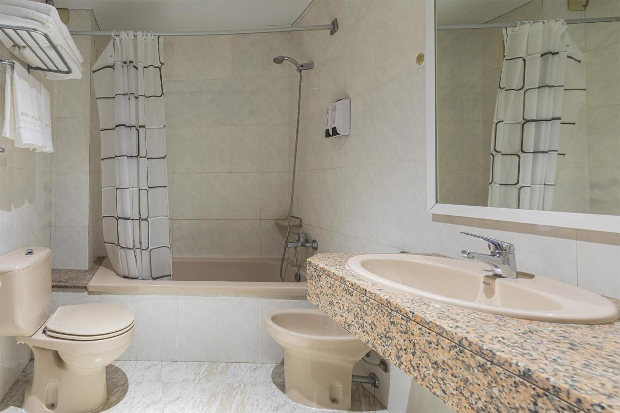 Hotel Vila Calella Hotel 3*