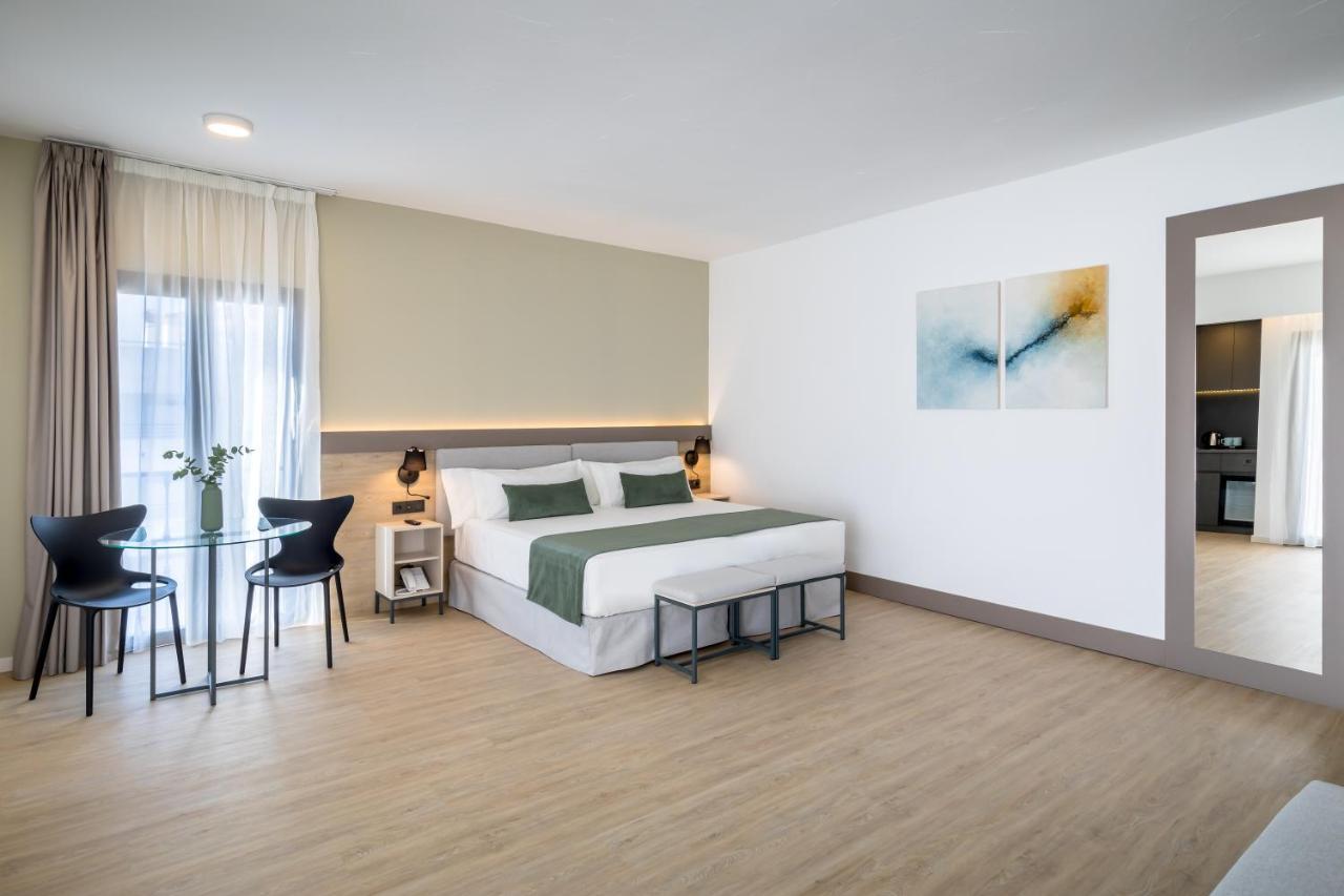 Hotel Occidental Puerto Banus 4*