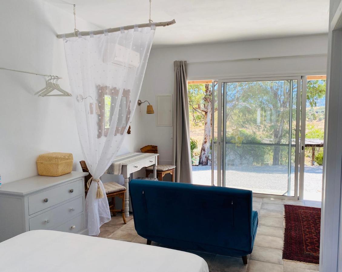 La Rustica En Vinuela, Piscina Privada Holiday home *