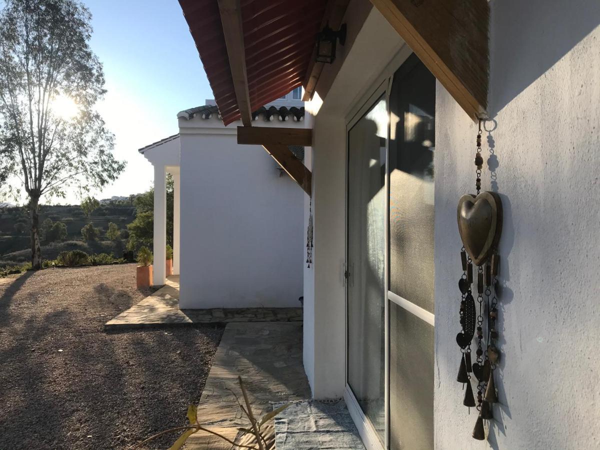 La Rustica En Vinuela, Piscina Privada Holiday home *