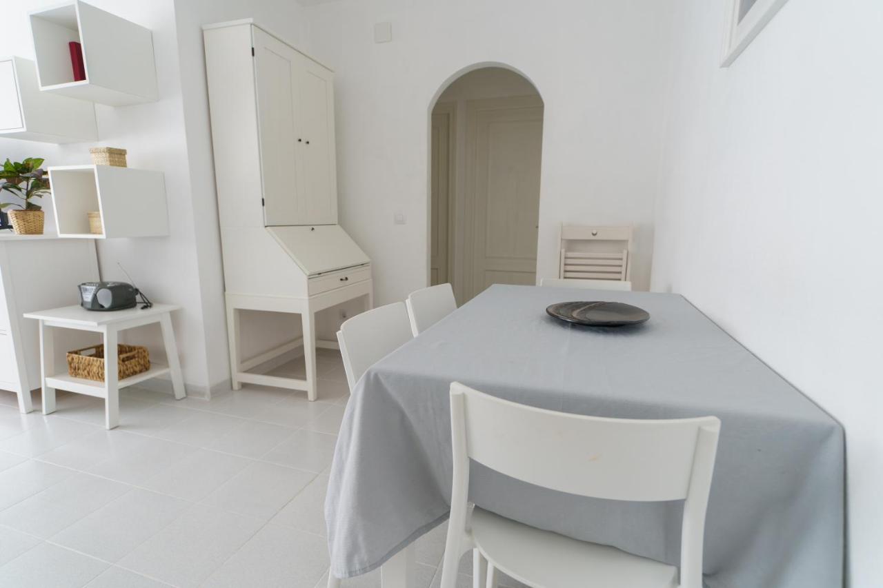 Rosa Apartamento Sant Pere Pescador