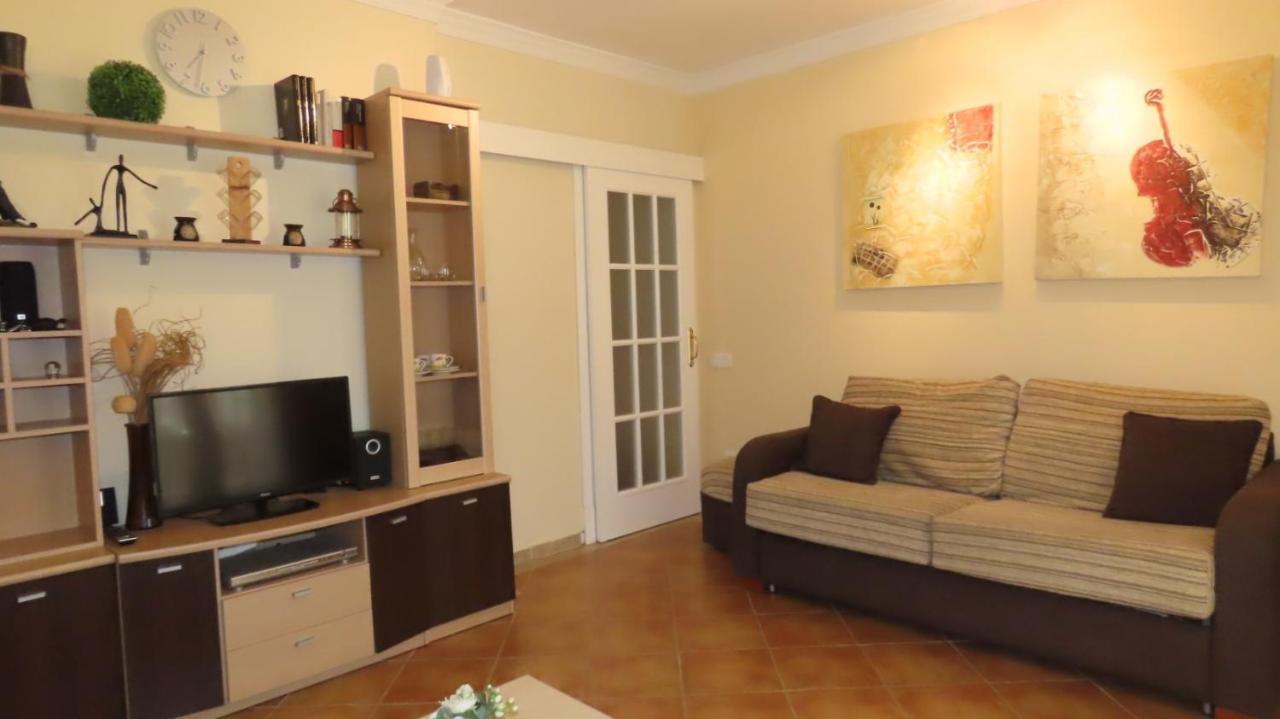Vistas Mar Un Dormitorio Junto A La Playa Apartment *