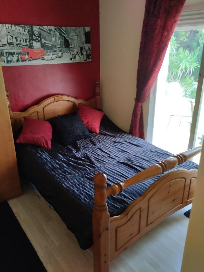 El Romarel Bed & Breakfast *