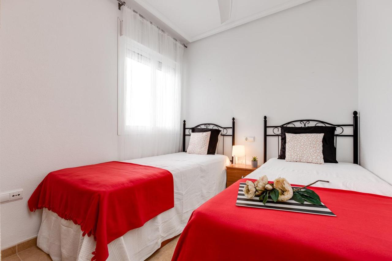 Sunny Casita, Torrevieja, Modern 2 Bed Floor Apartment Torrevieja