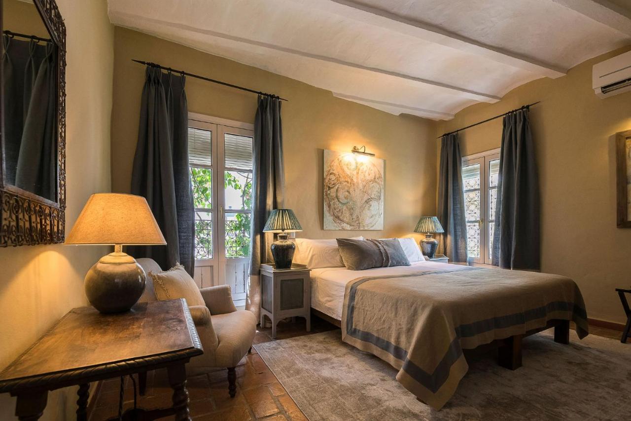 Hotel La Casa Del Califa 2*