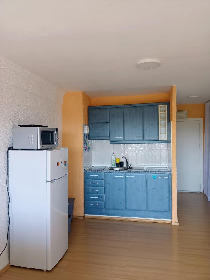 Apartamento, Vistas Al Mar, A 3 Minutos De La Playa Caminando