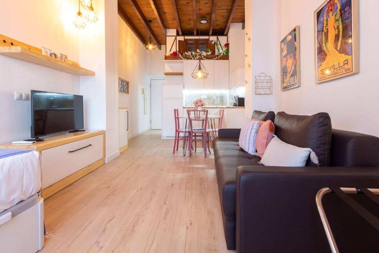 Fabie Triana Loft By Valcambre Apartment