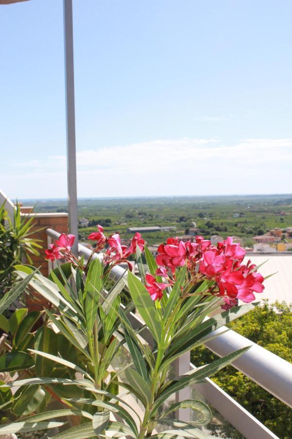 Atico Duplex Baladrar: Spacious Terrace Retreat Near Denia & Golf Apartment Pego