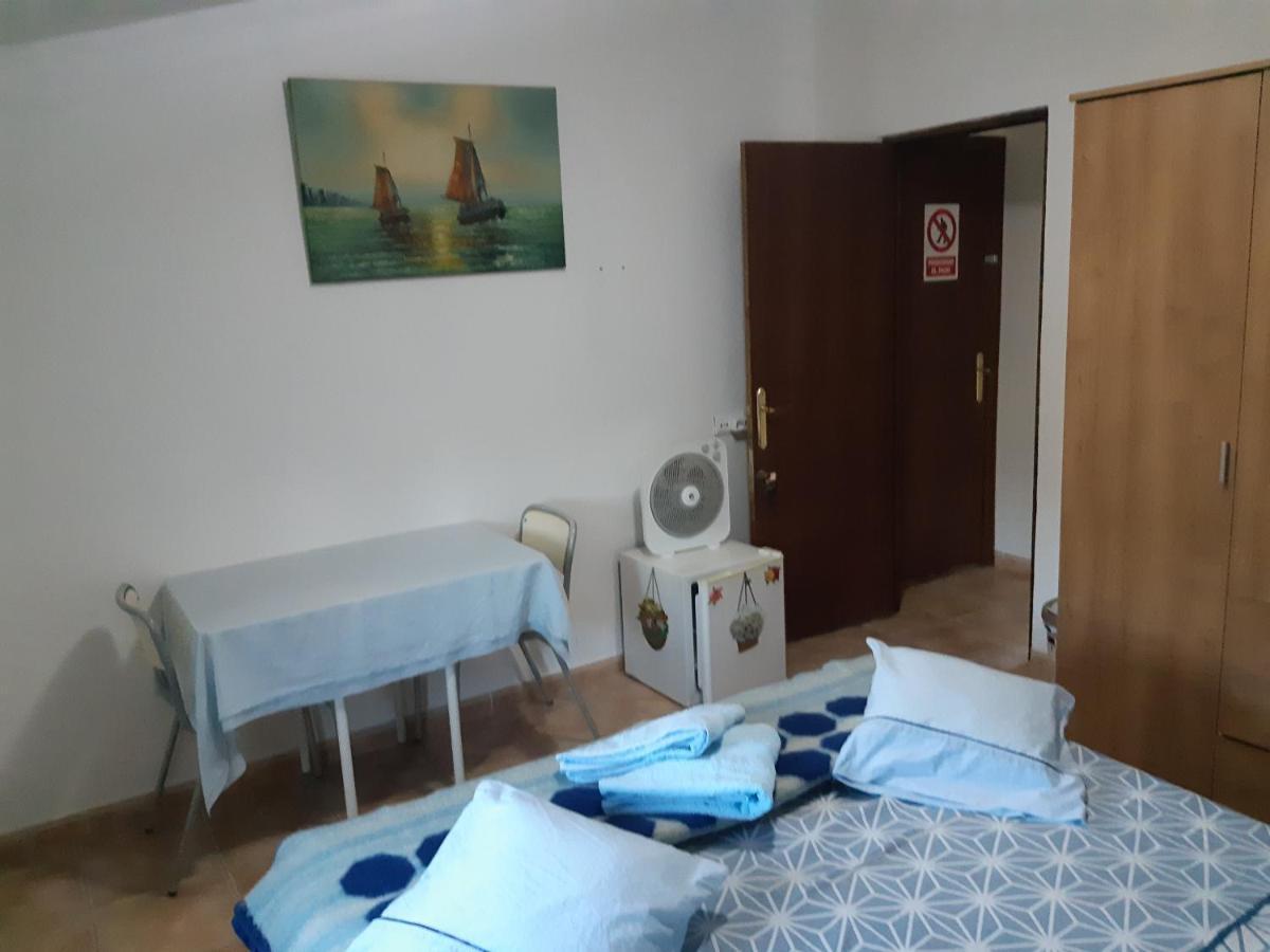 Nice With Swimming Pool Guest house *