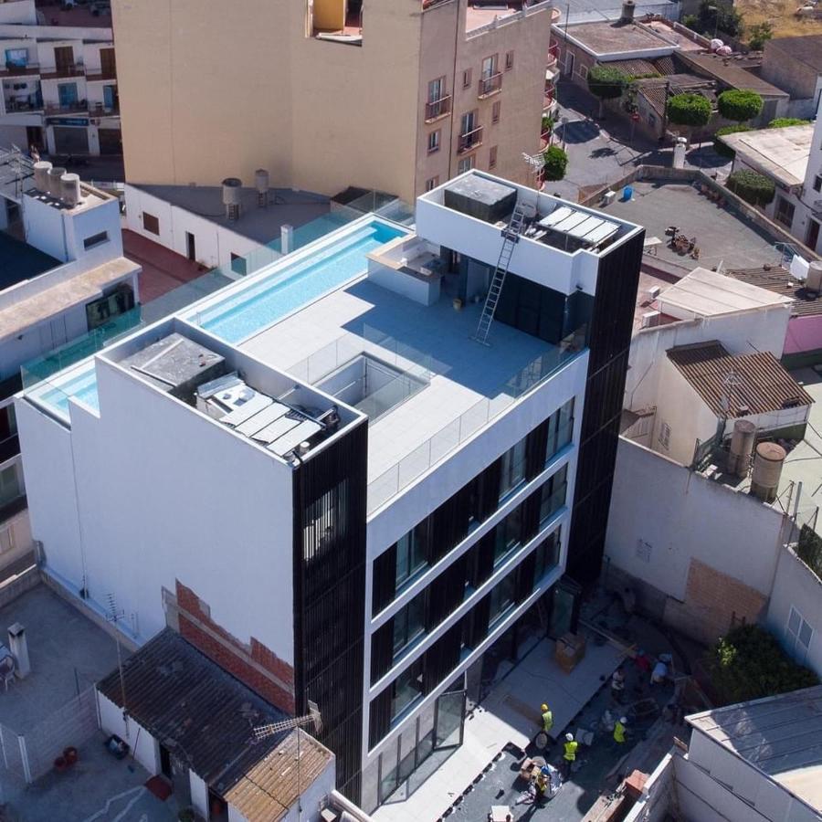 Hotel M.